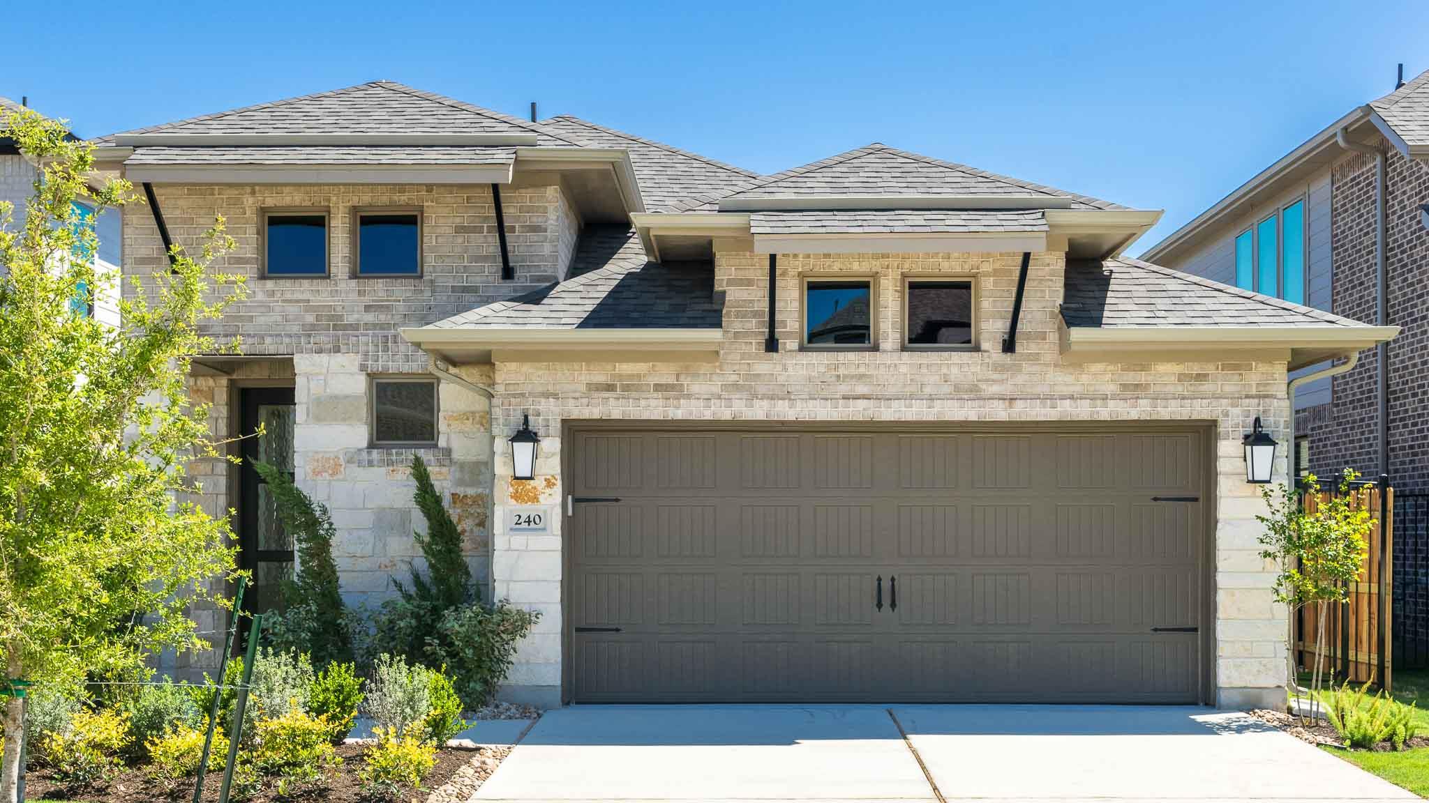 240 Menlo Bnd Property Photo 1