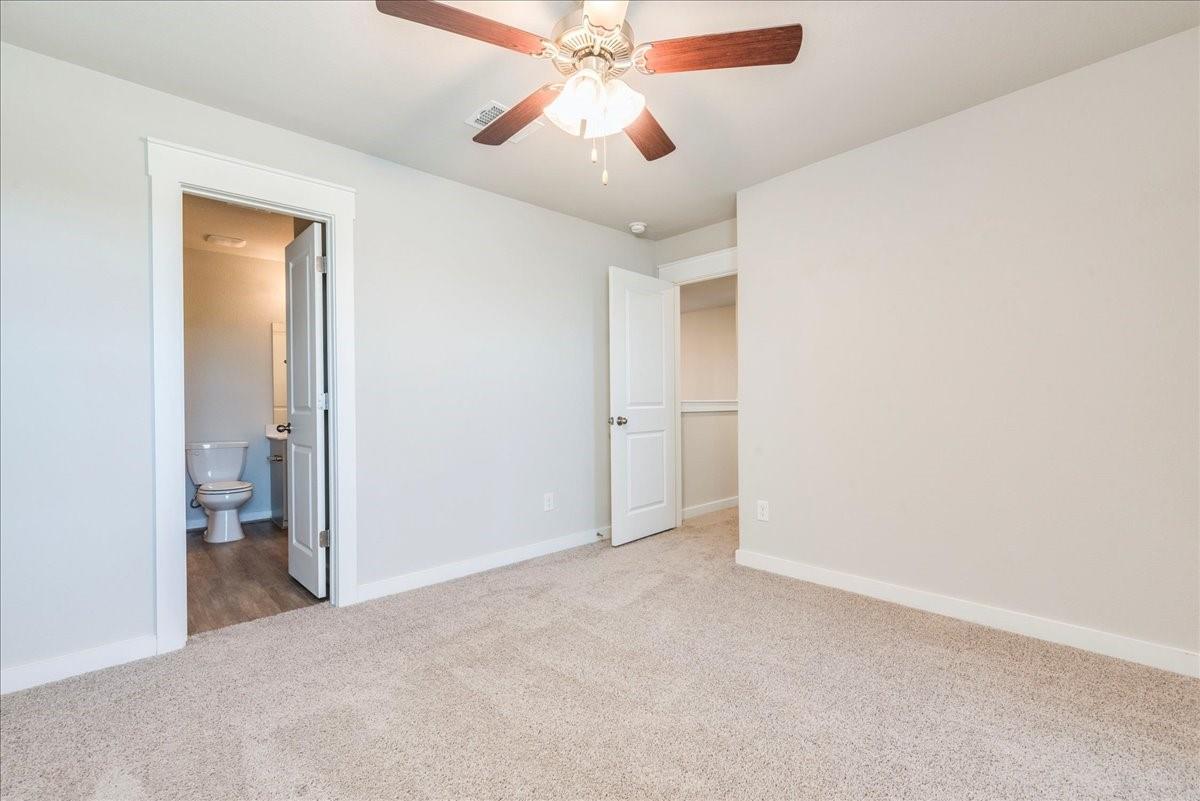 496 Fieldwood Dr #b Property Photo 21