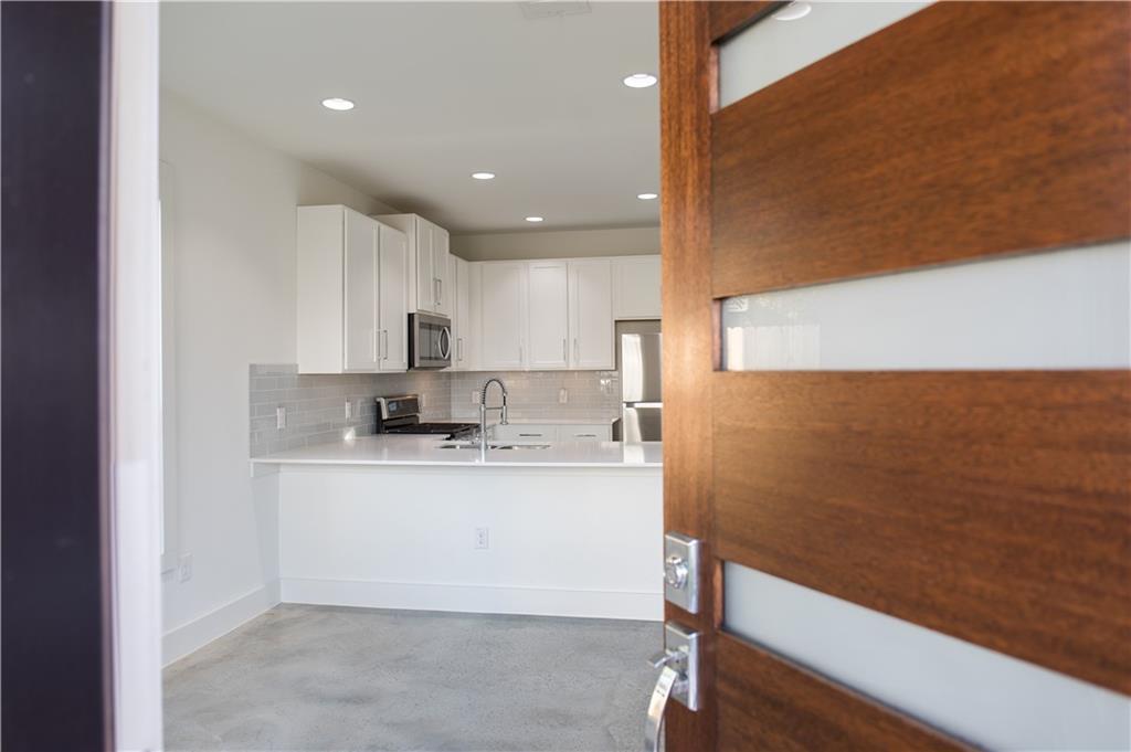3415 Dalton St #b Property Photo 3