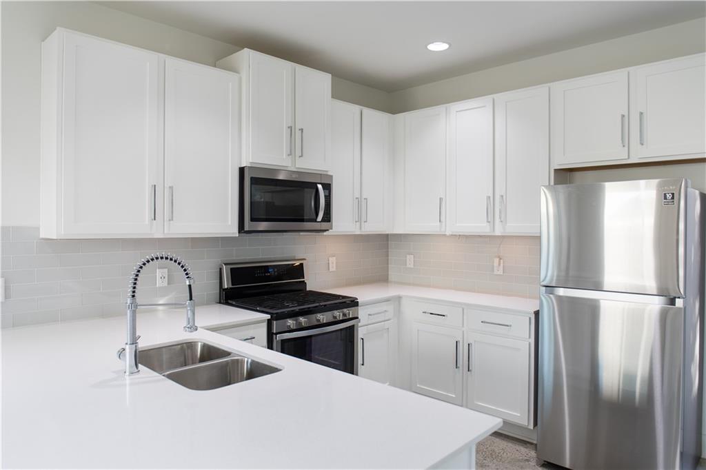 3415 Dalton St #b Property Photo 11