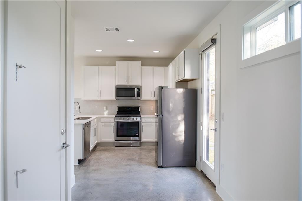 3415 Dalton St #b Property Photo 15