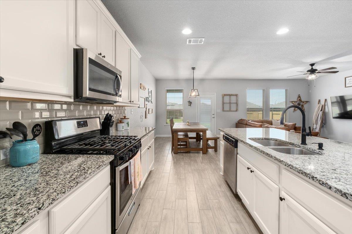 5408 Vanner Path Property Photo 8