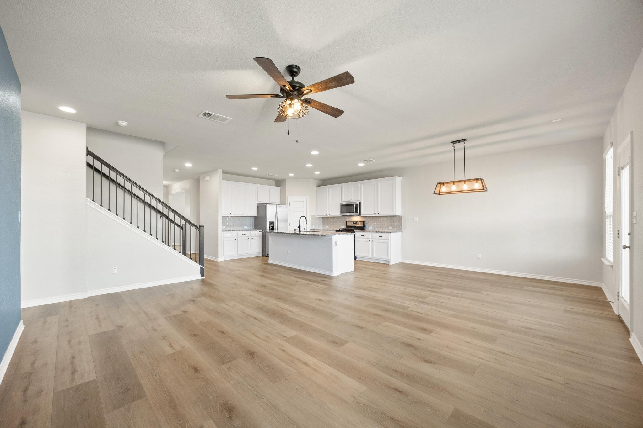 5408 Vanner Path Property Photo 8
