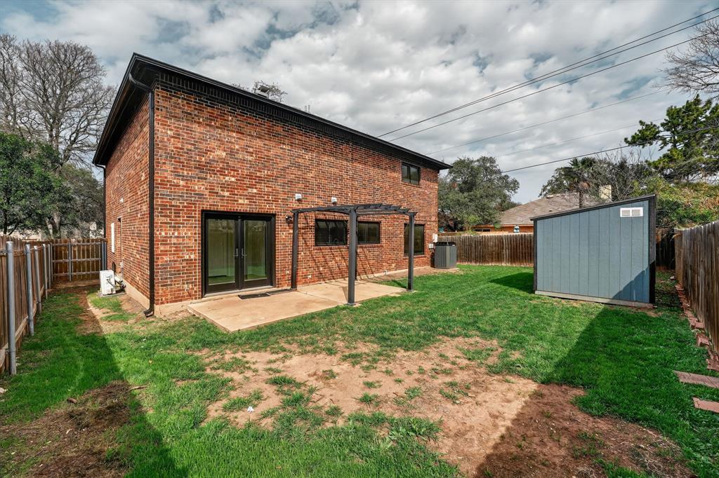 8409 Nairn Dr Property Photo 30