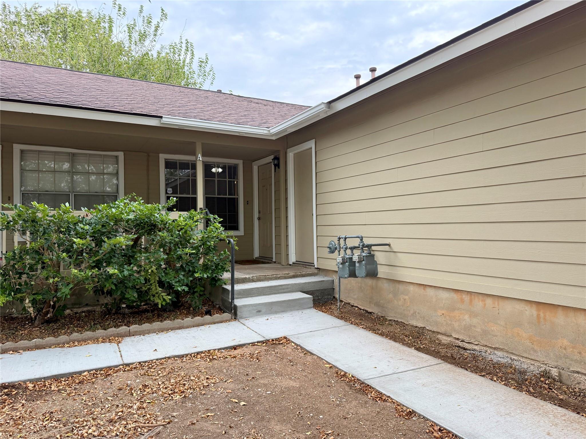 7902 Ibis Cv #a Property Photo 1