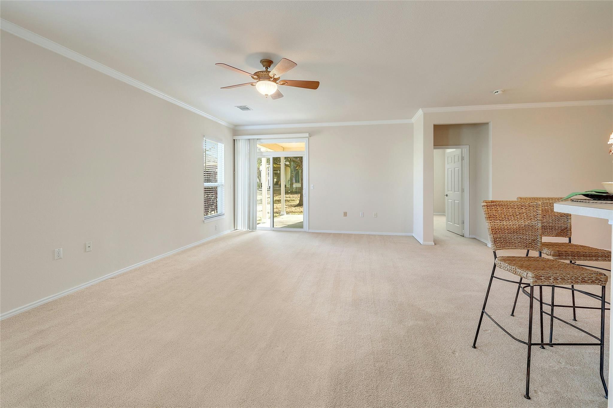 333 Portsmouth Dr Property Photo 6