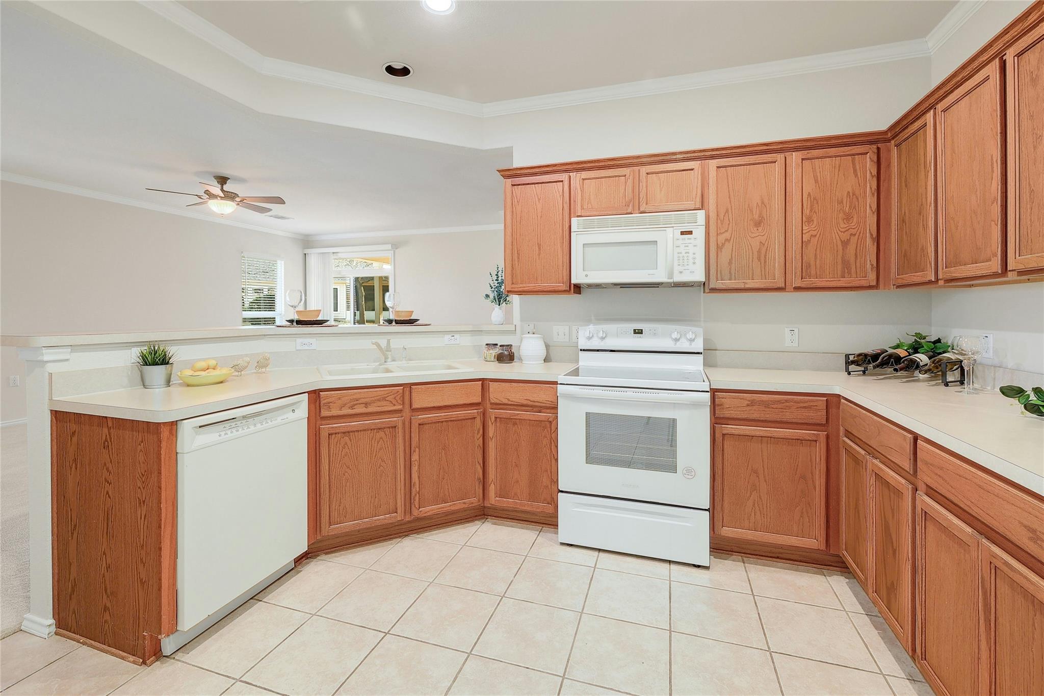 333 Portsmouth Dr Property Photo 12