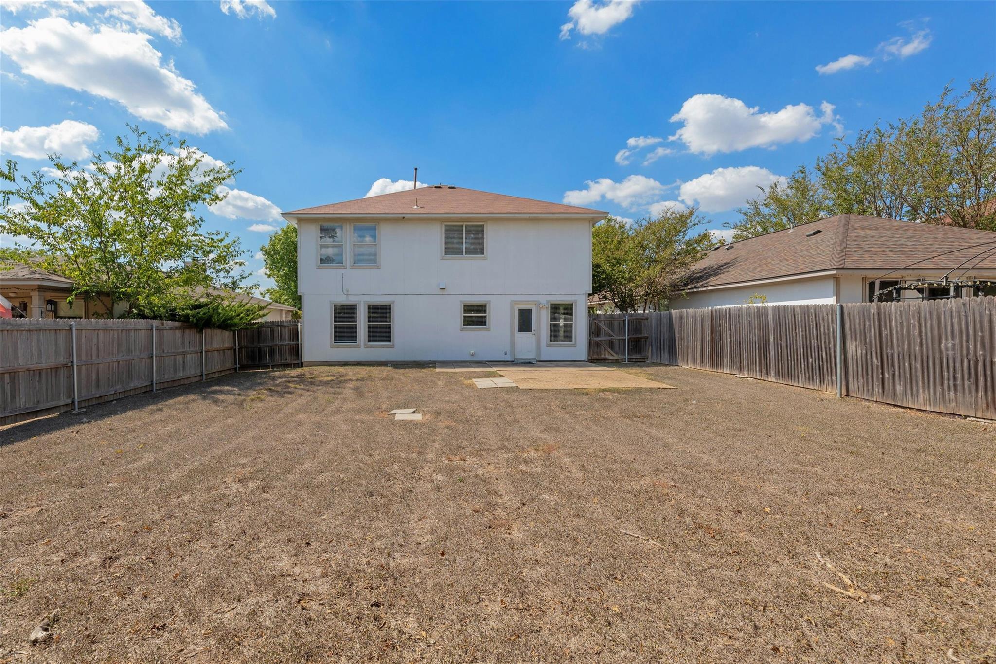 113 Matthew Dr Property Photo 2