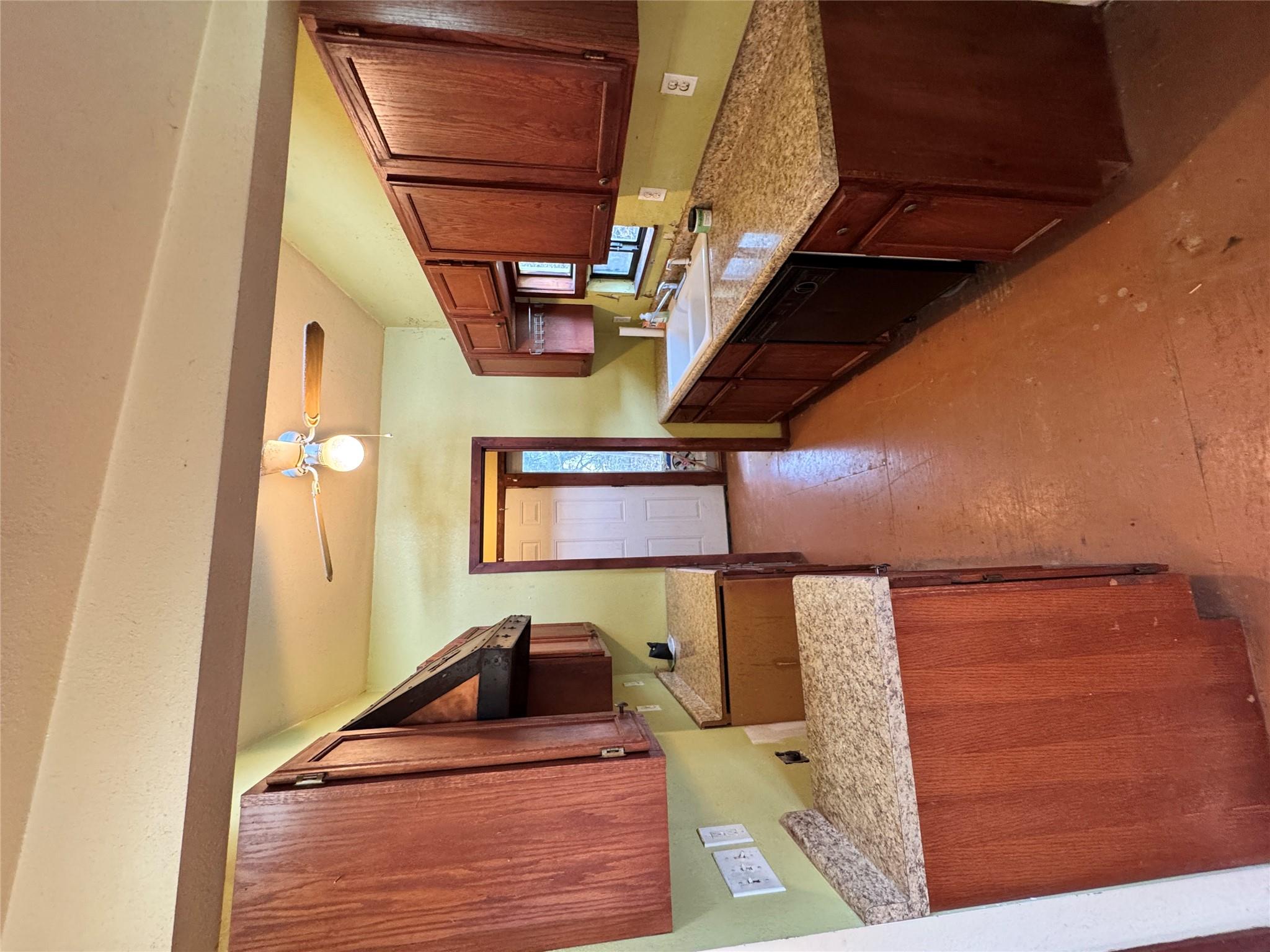 108 Oak Ridge None Property Photo 14