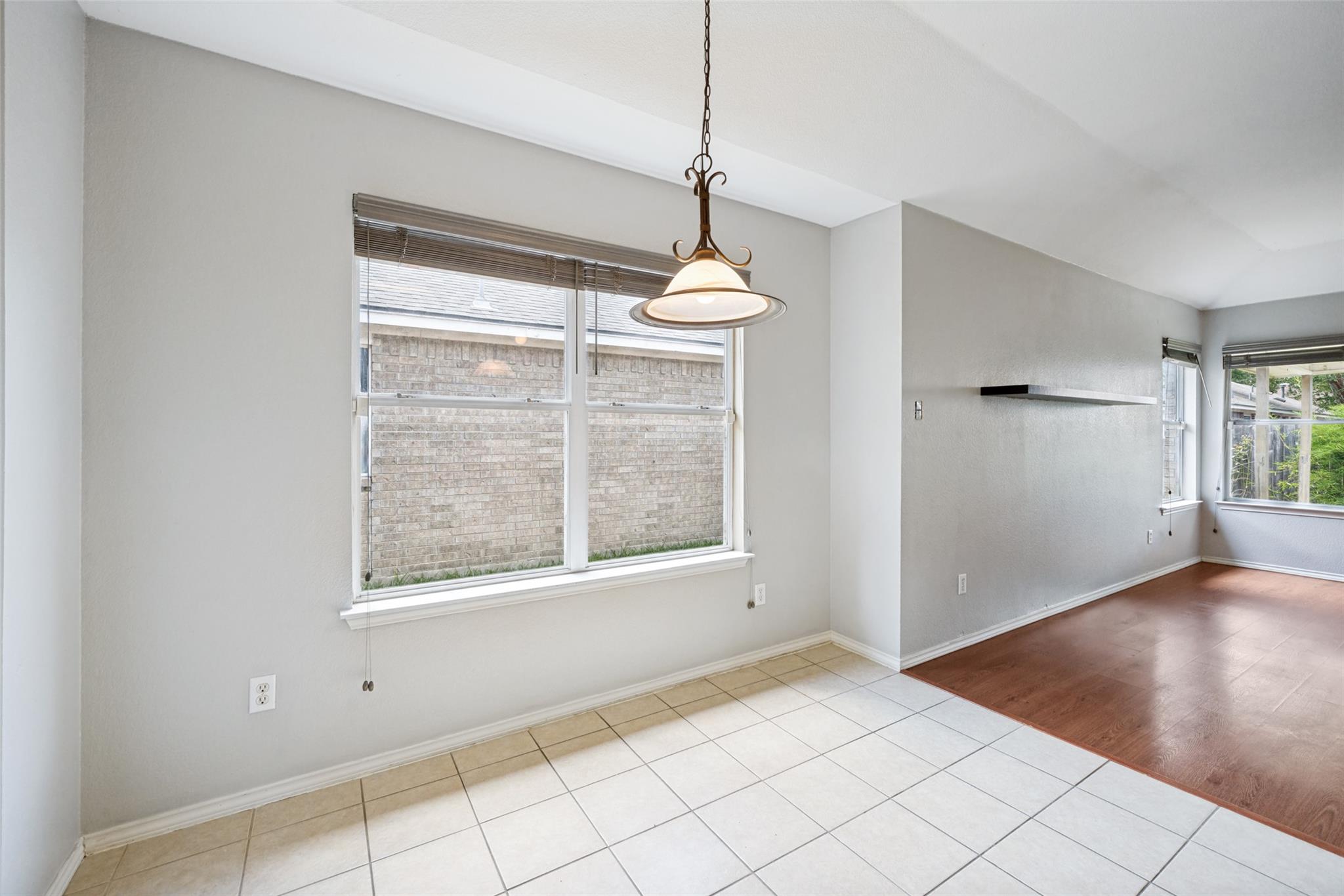3704 Crownover St Property Photo 15