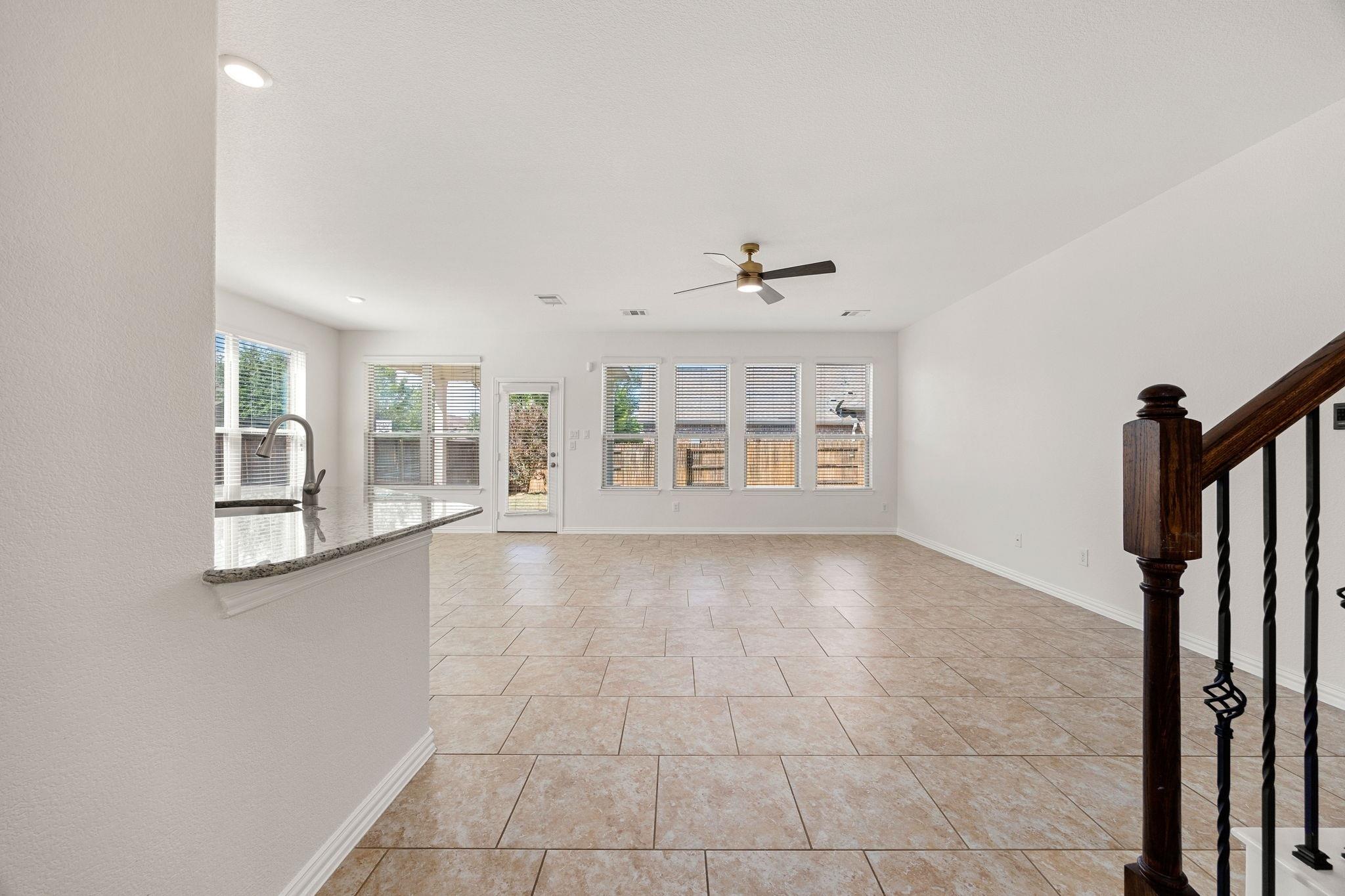 4032 Flowstone Ln Property Photo 5