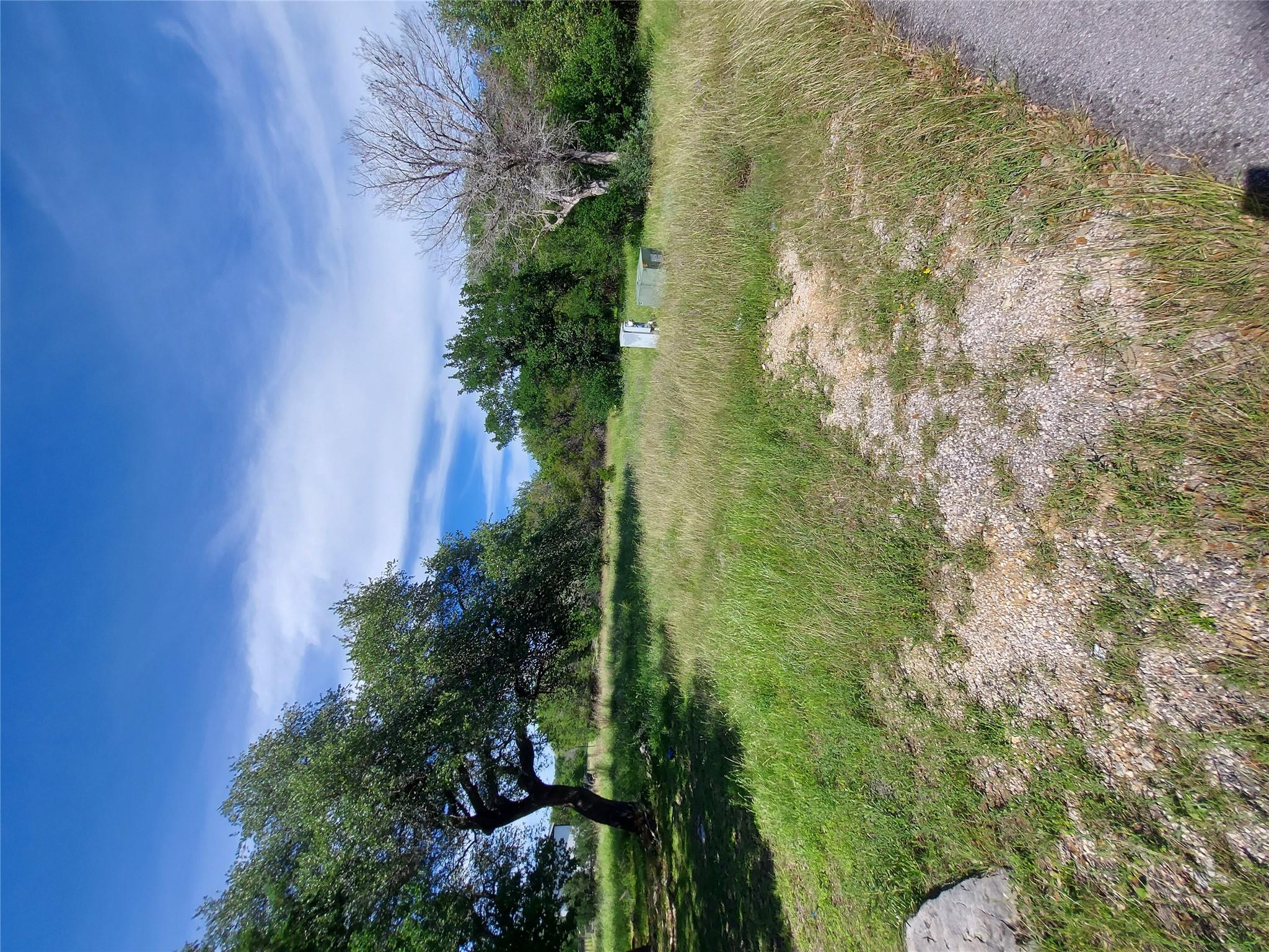 202 18th St Property Photo 6