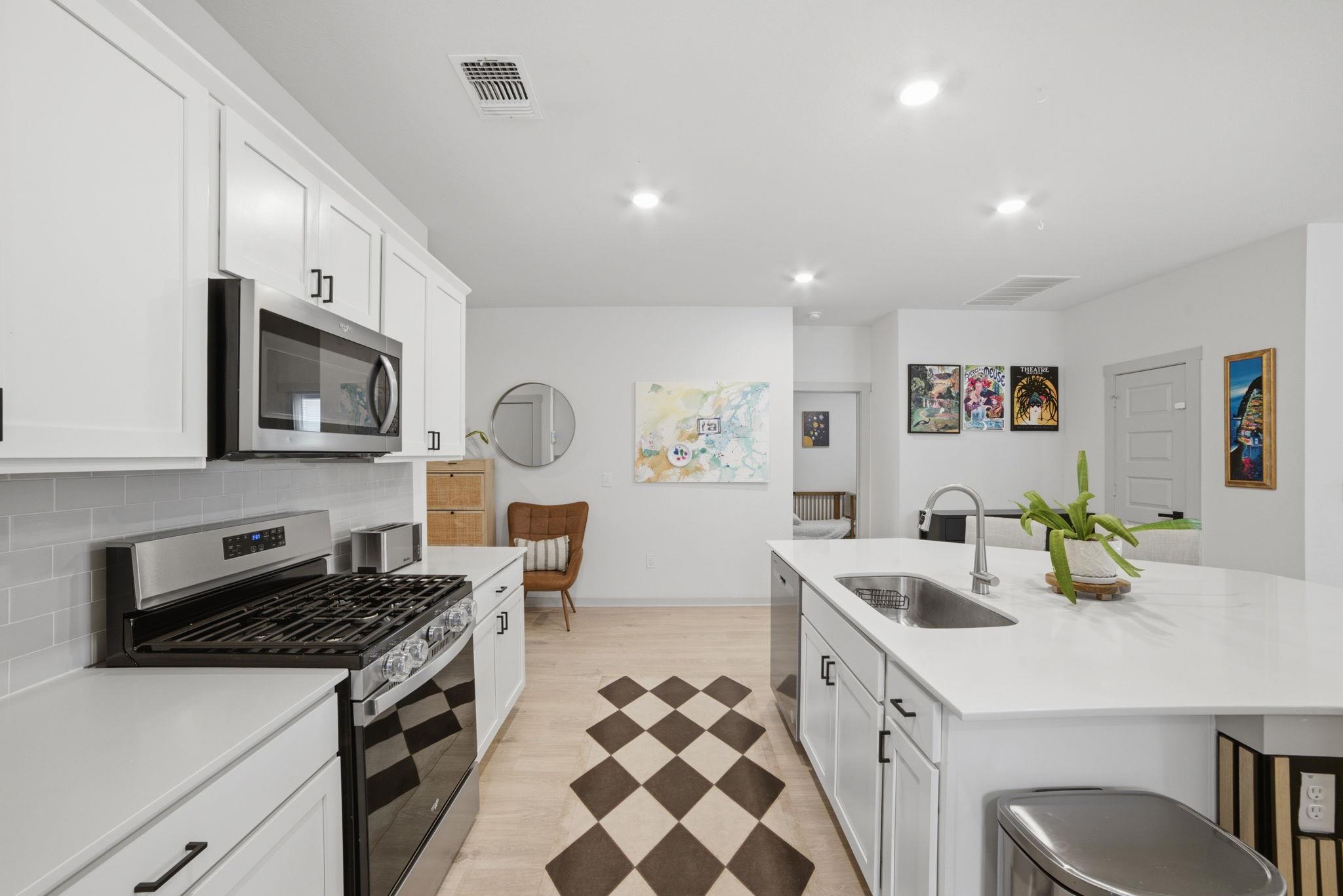3608 Overlord Ln Property Photo 14