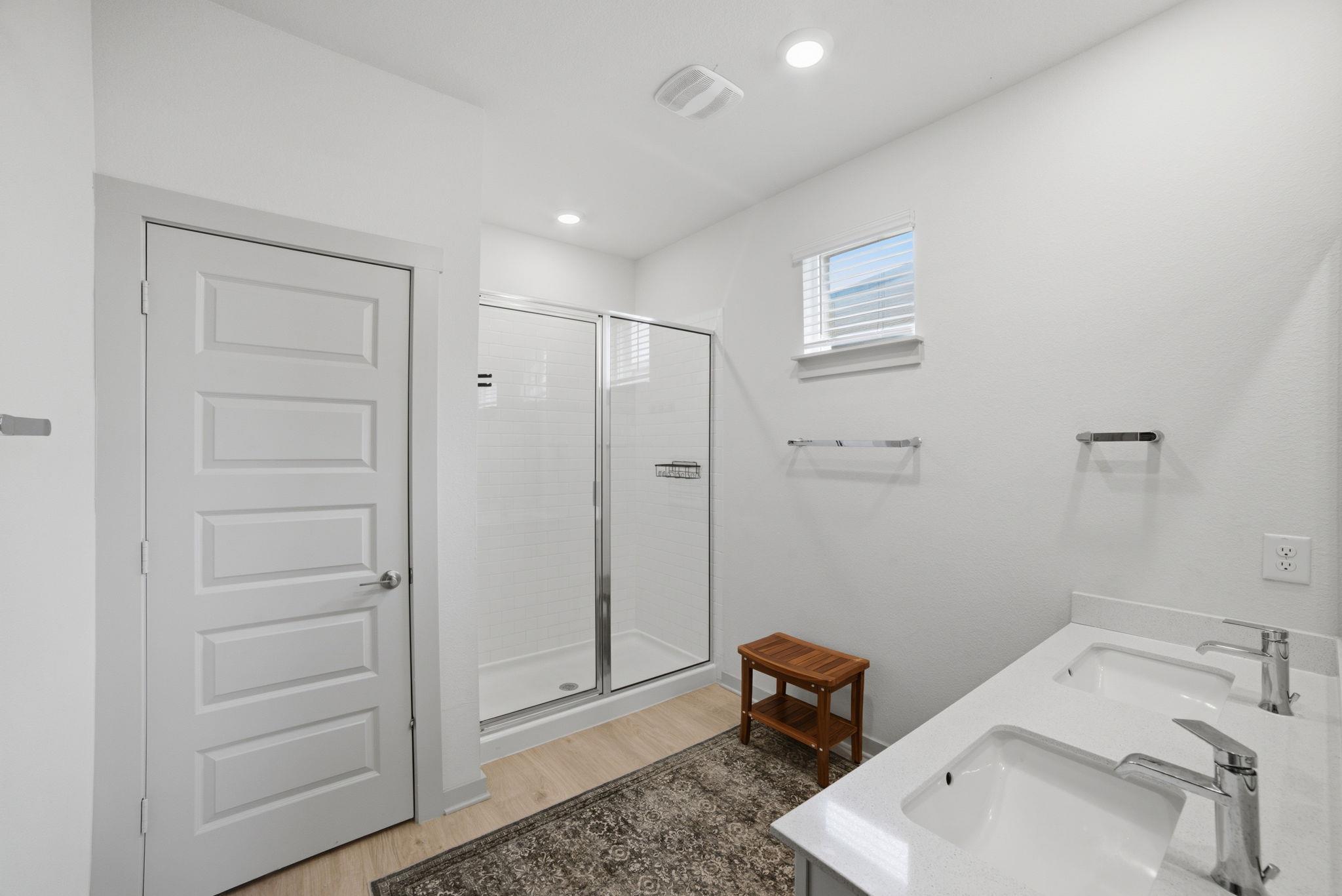 3608 Overlord Ln Property Photo 19