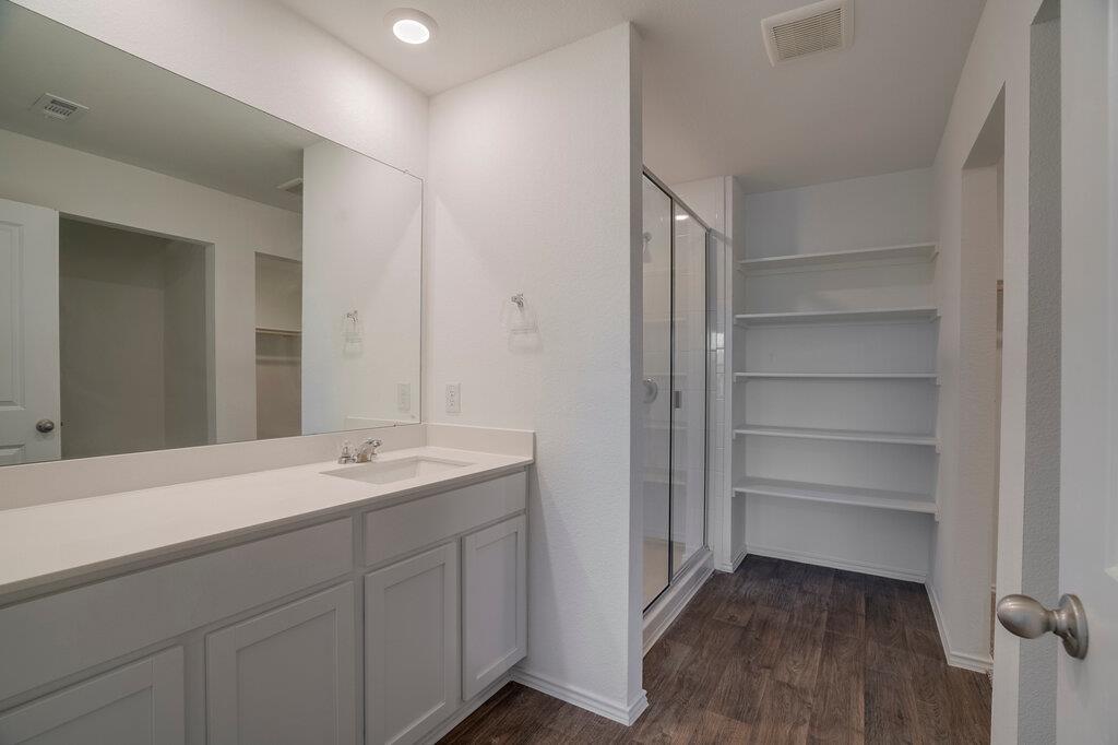 12317 Silversmith Ln Property Photo 15