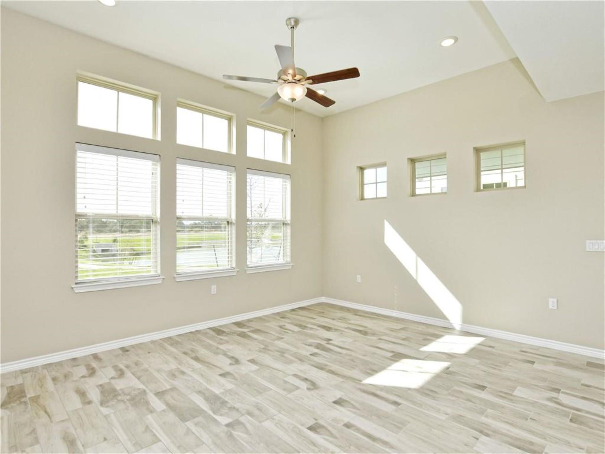 109 Harborside Dr #101 Property Photo 7