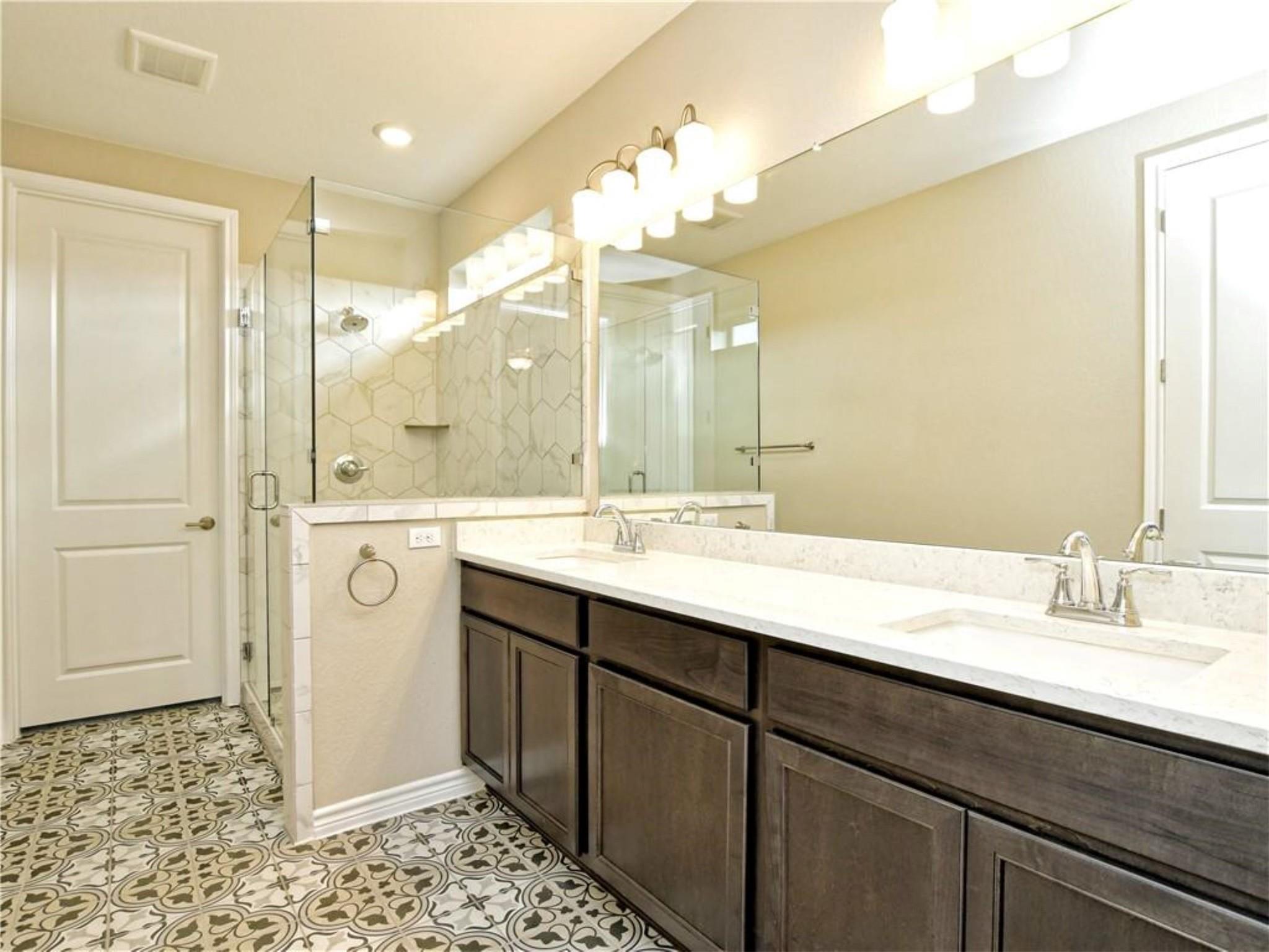 109 Harborside Dr #101 Property Photo 19