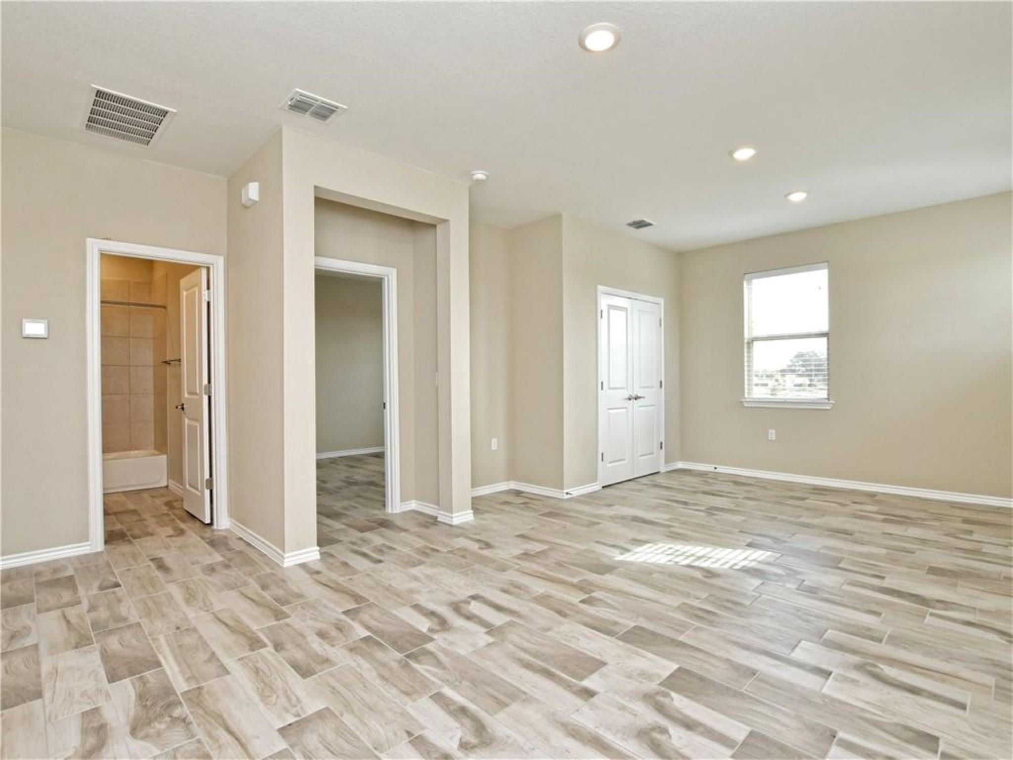109 Harborside Dr #101 Property Photo 21