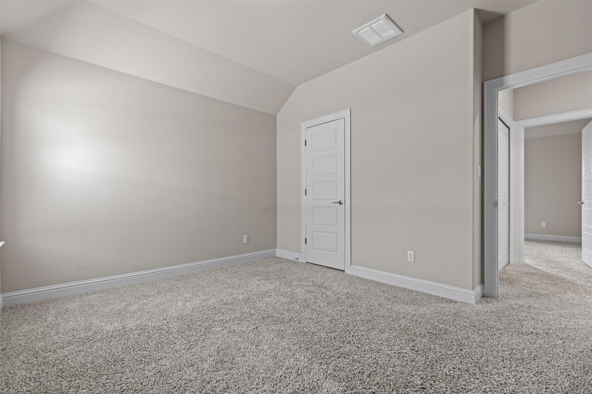 124 Oakstone Dr Property Photo 29