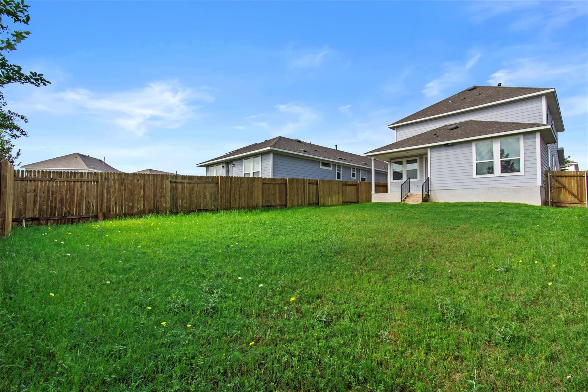 124 Oakstone Dr Property Photo 35