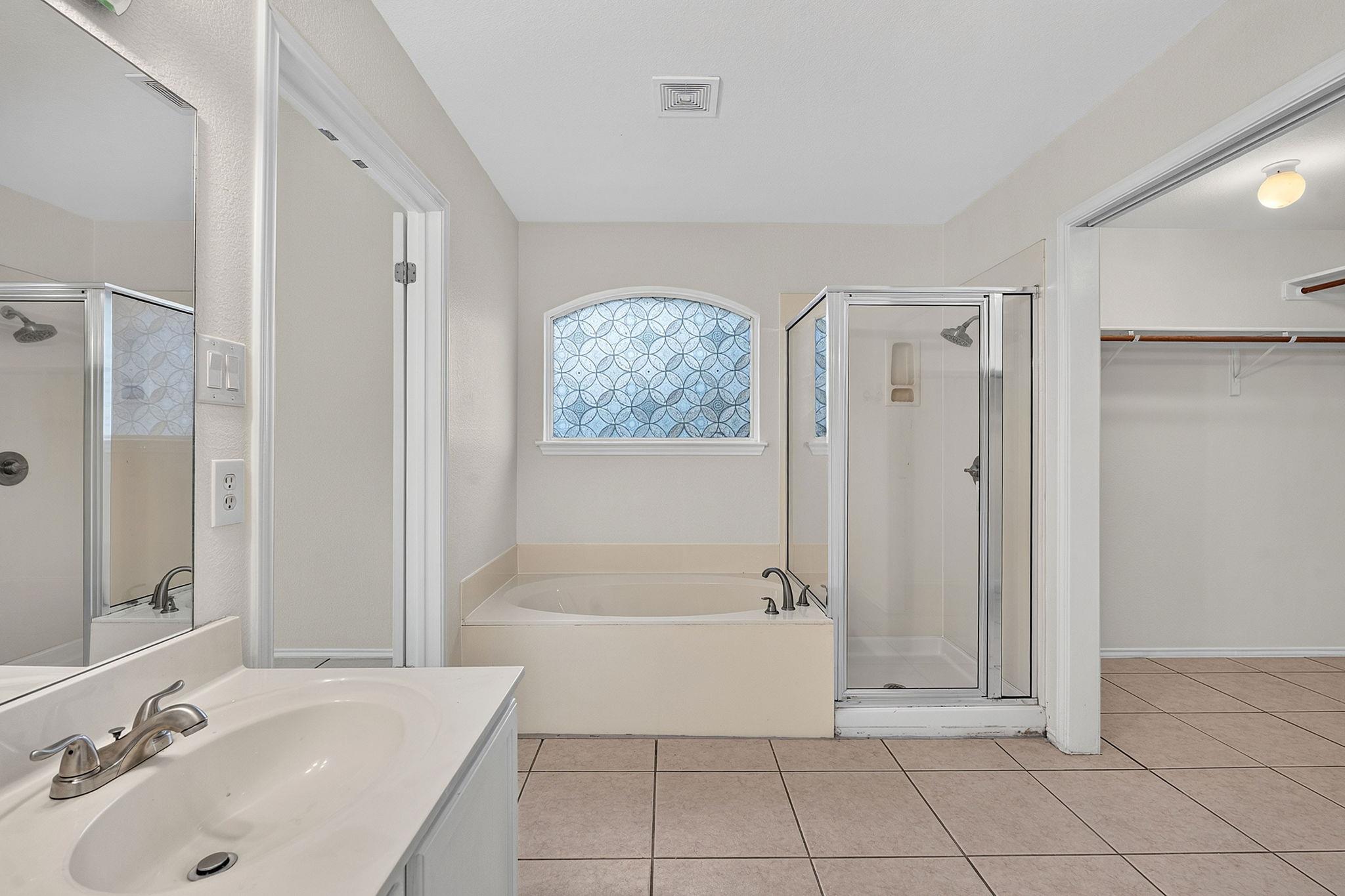 6901 Bancroft Woods Dr Property Photo 16