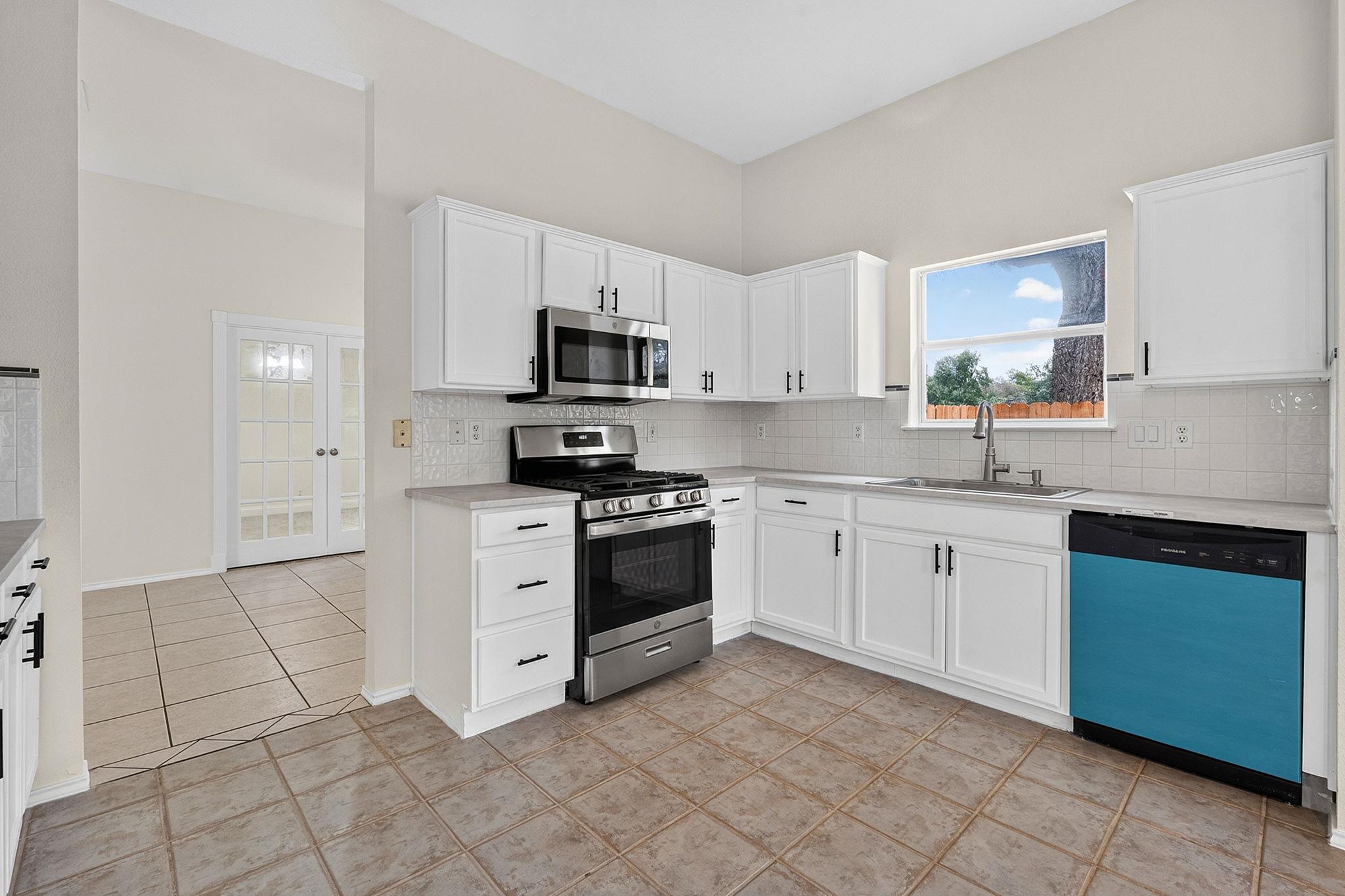 6901 Bancroft Woods Dr Property Photo 25