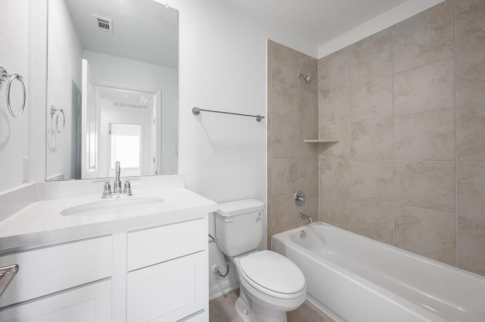 4009 Wynn Rd Property Photo 16