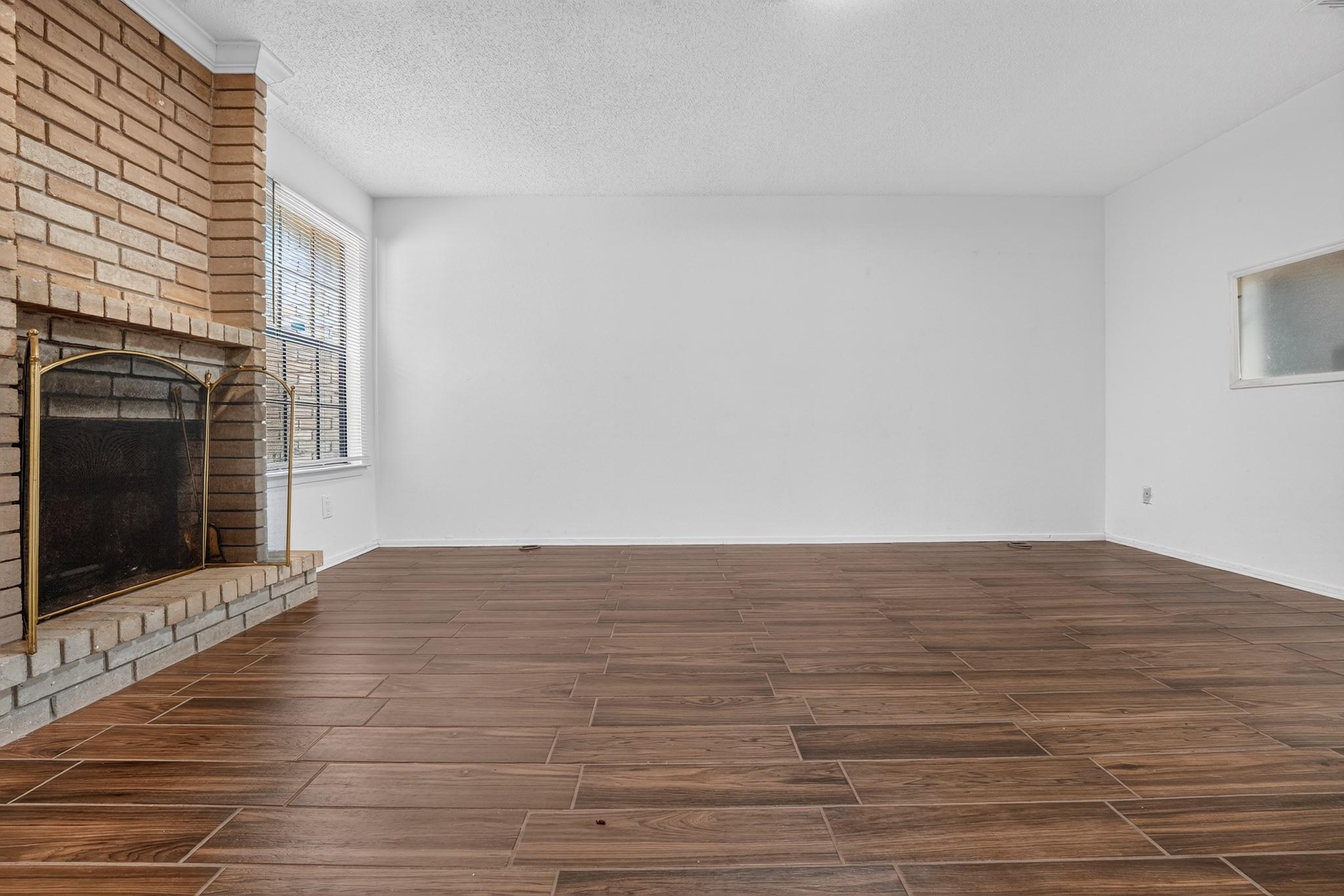 8400 Jamestown Dr #512 Property Photo 4