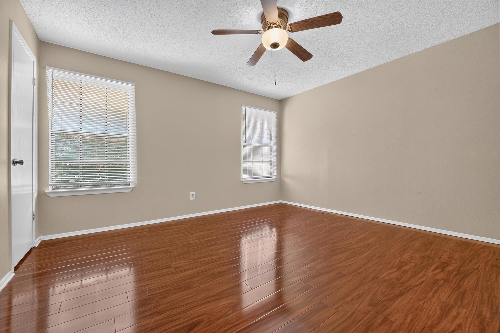 8400 Jamestown Dr #512 Property Photo 10