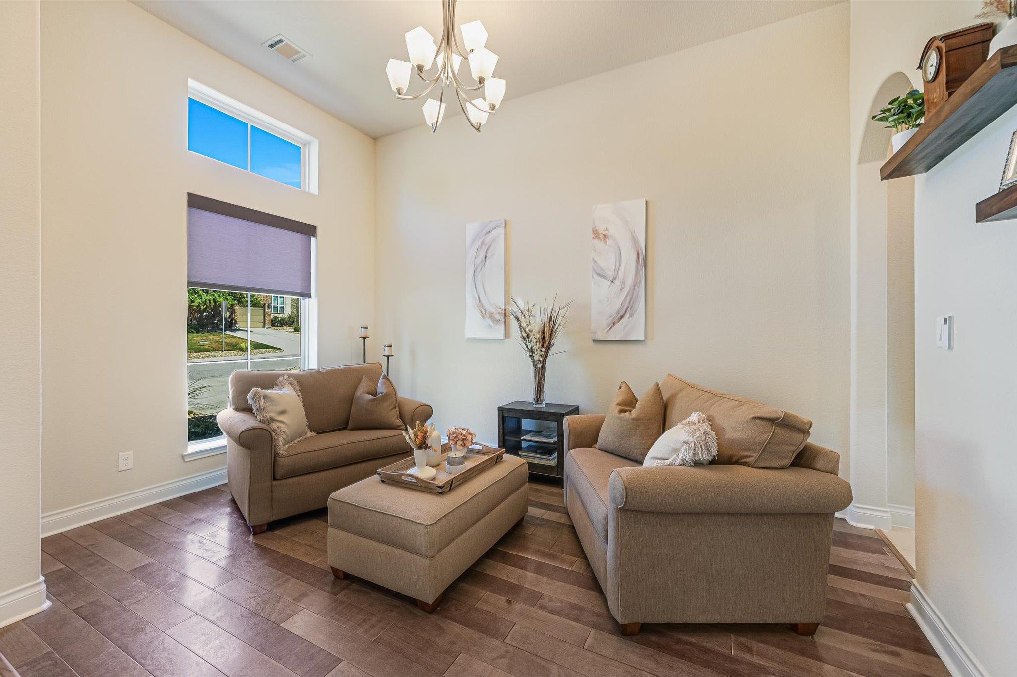 6005 Hewetson Dr Property Photo 4