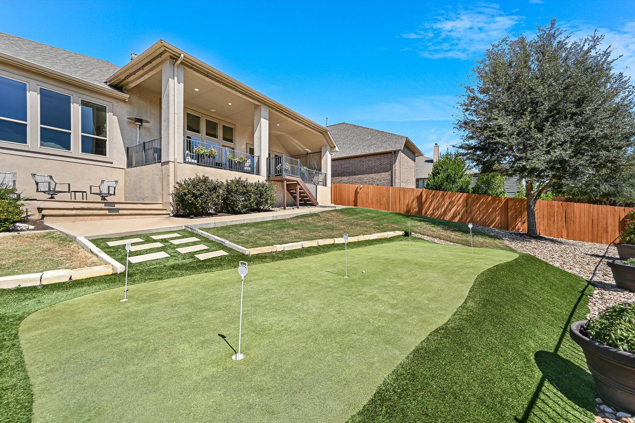 6005 Hewetson Dr Property Photo 27