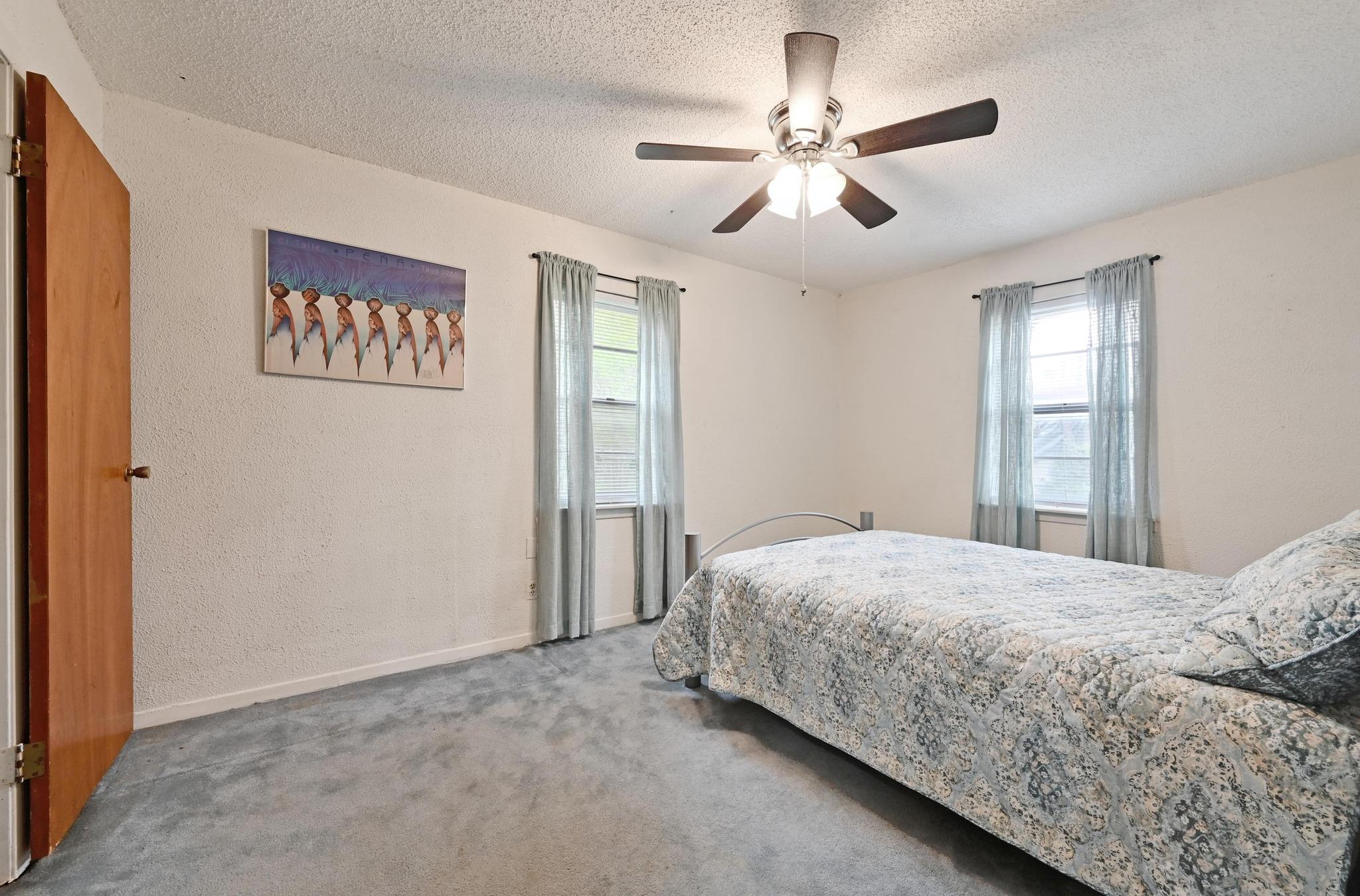 6010 Club Ter Property Photo 14