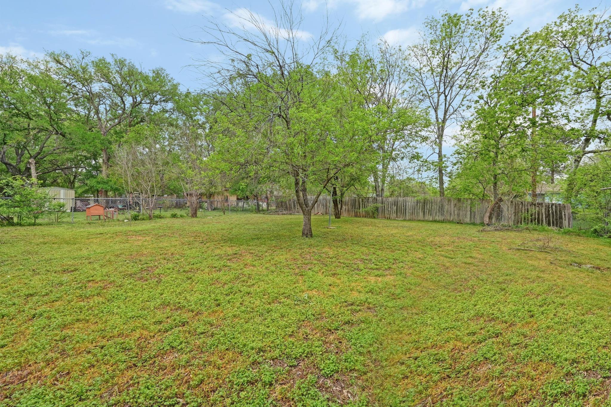 6010 Club Ter Property Photo 24