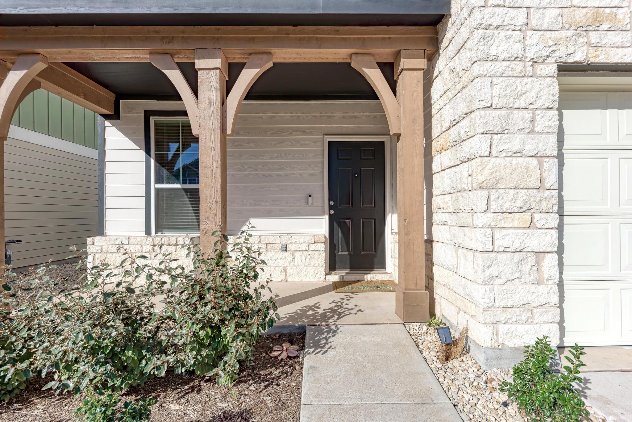 1529 Brimhurst Dr Property Photo 4
