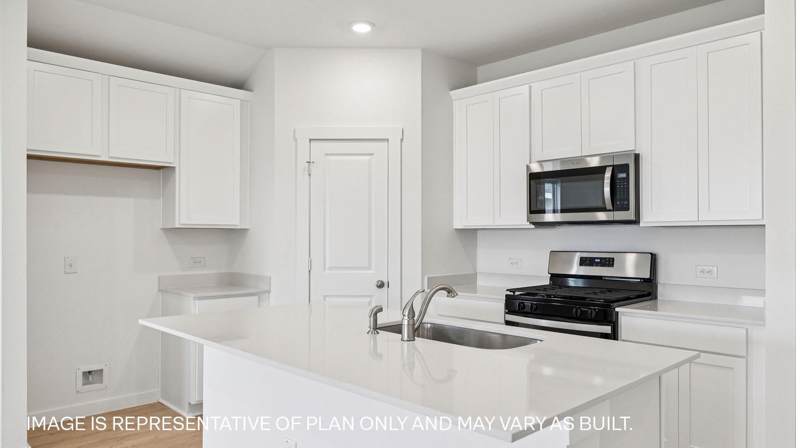7004 Frog Pond Bnd Property Photo 5