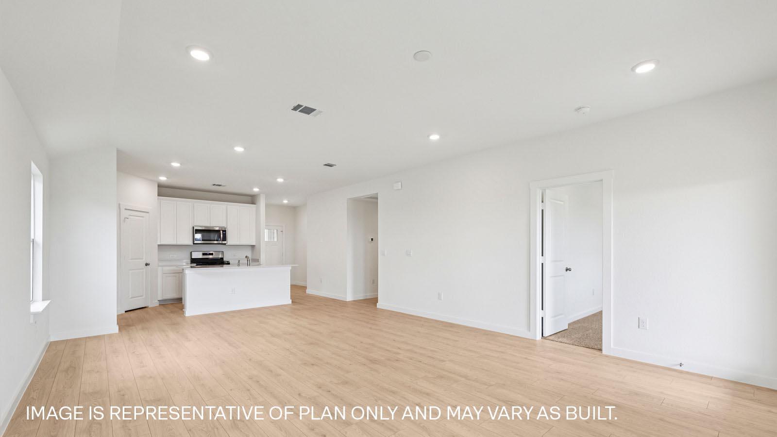 7004 Frog Pond Bnd Property Photo 6