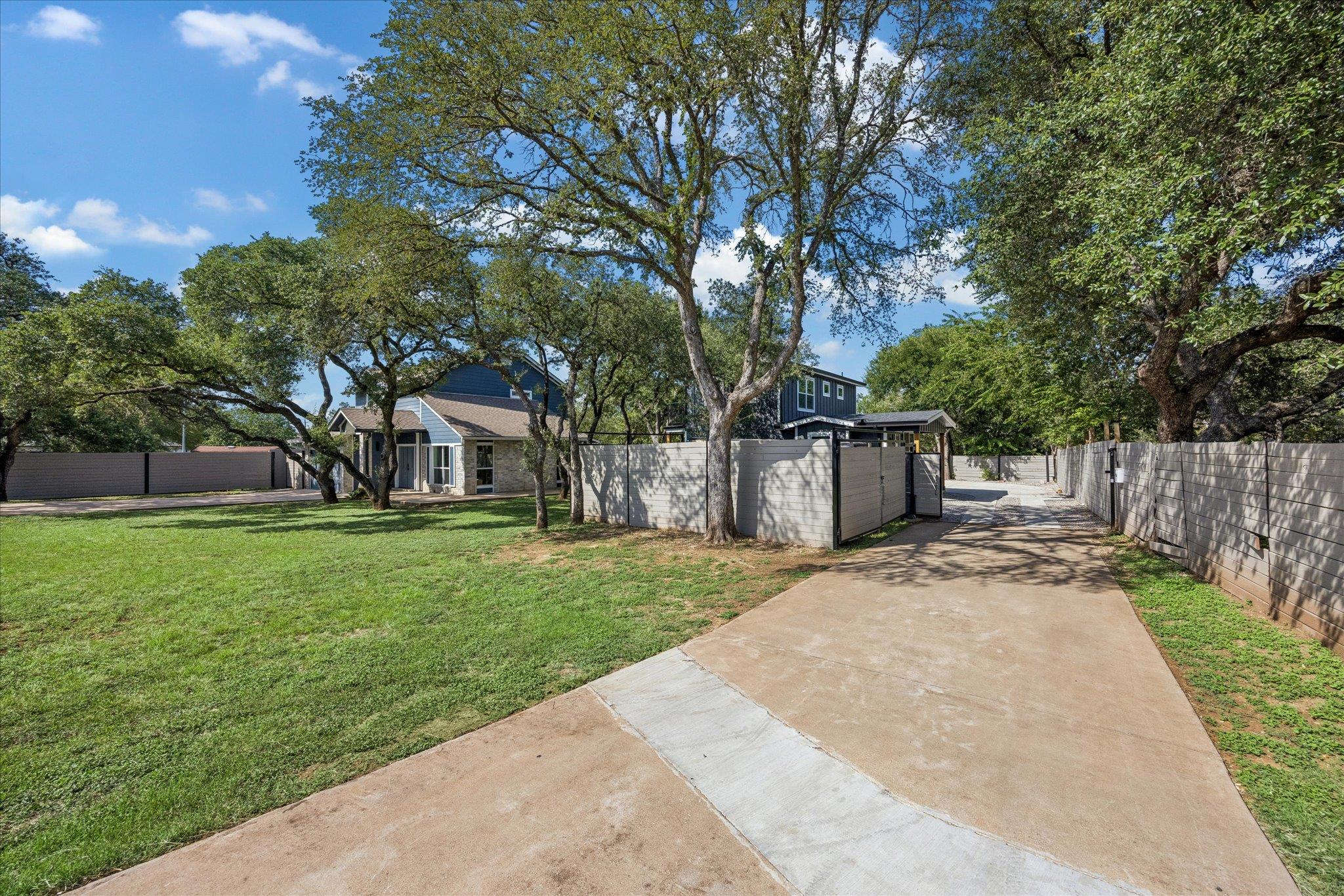 7905 & 7907 Tiffany Dr Property Photo 35