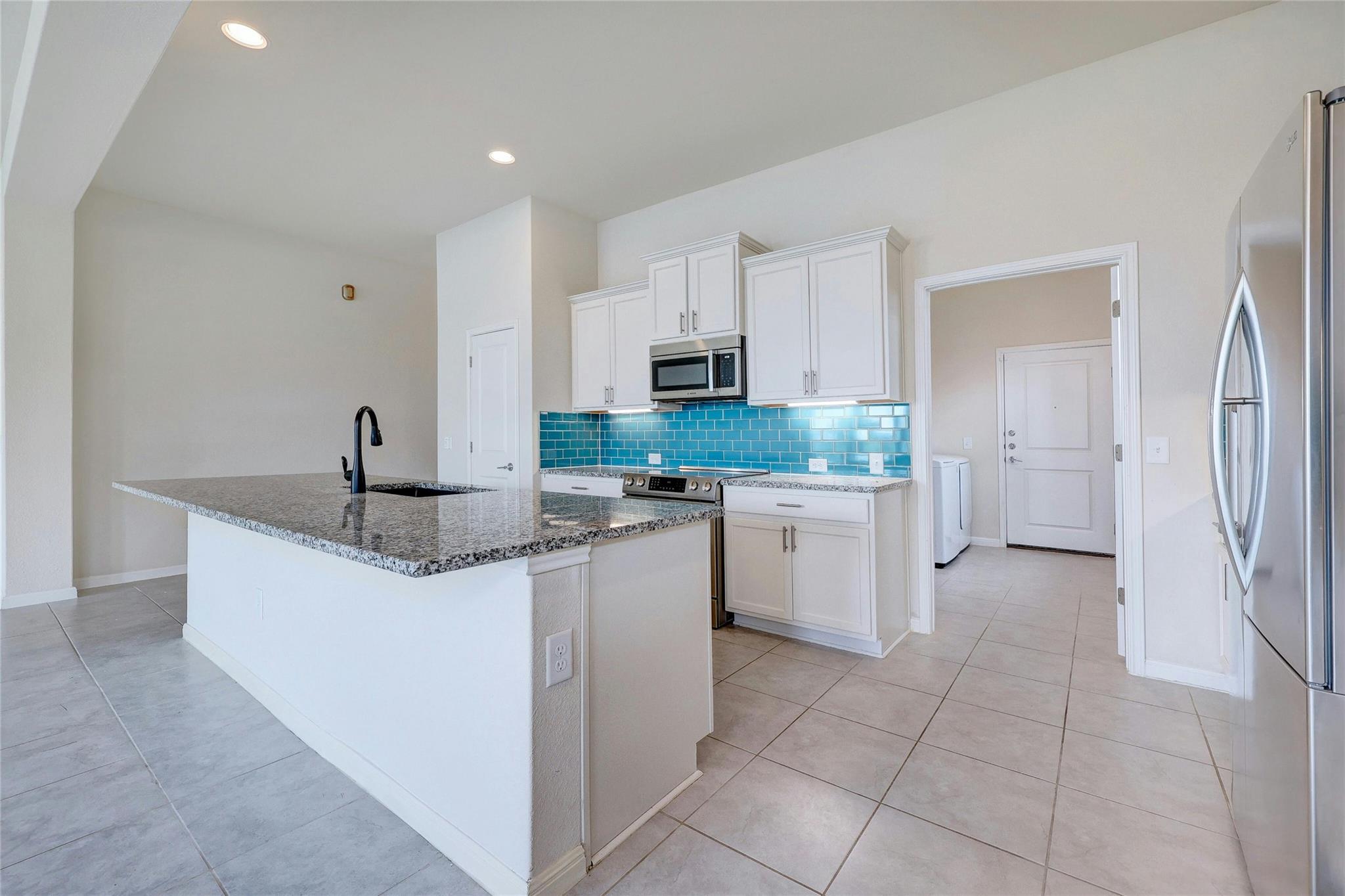 9901 Dalliance Ln Property Photo 15