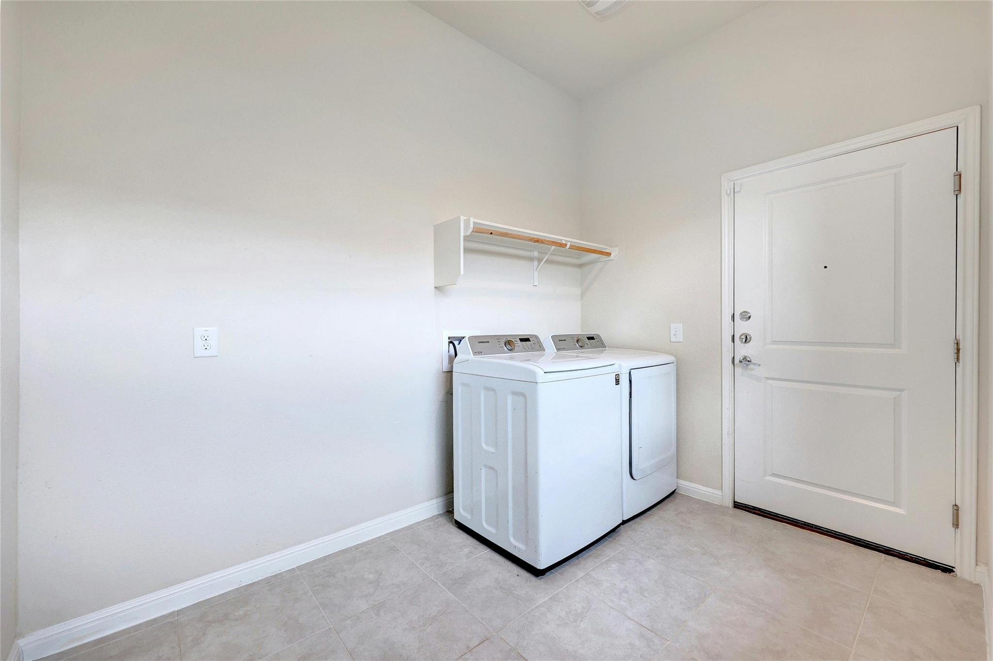 9901 Dalliance Ln Property Photo 25