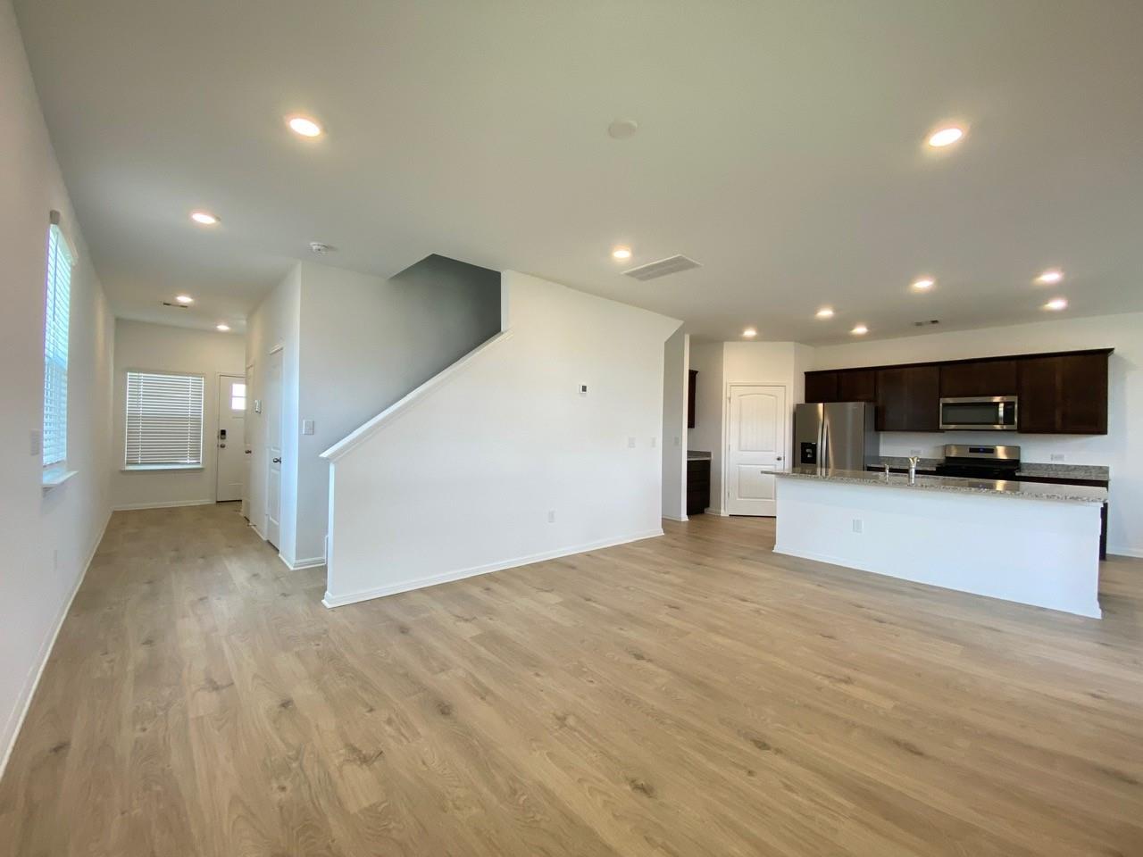 241 Saide St Property Photo 4