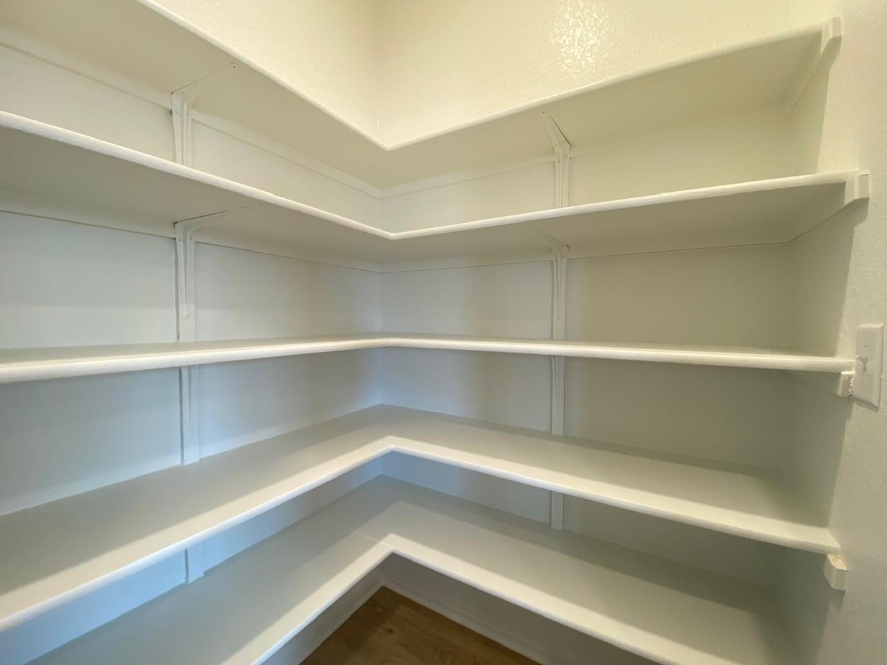 241 Saide St Property Photo 10