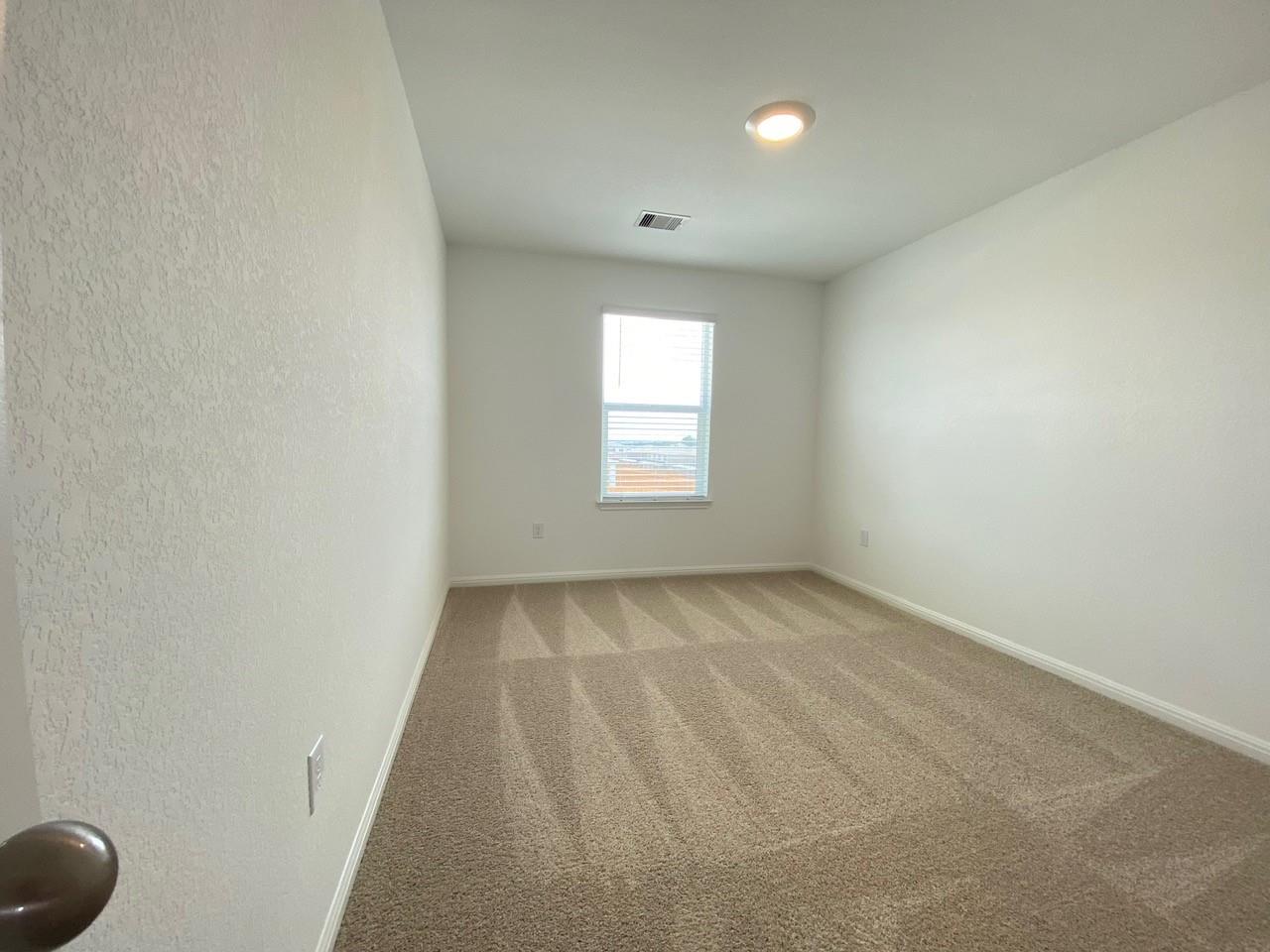 241 Saide St Property Photo 26