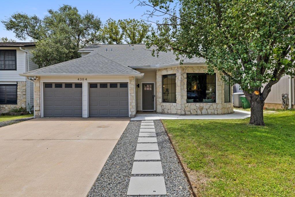 4304 Clarno Dr Property Photo 1