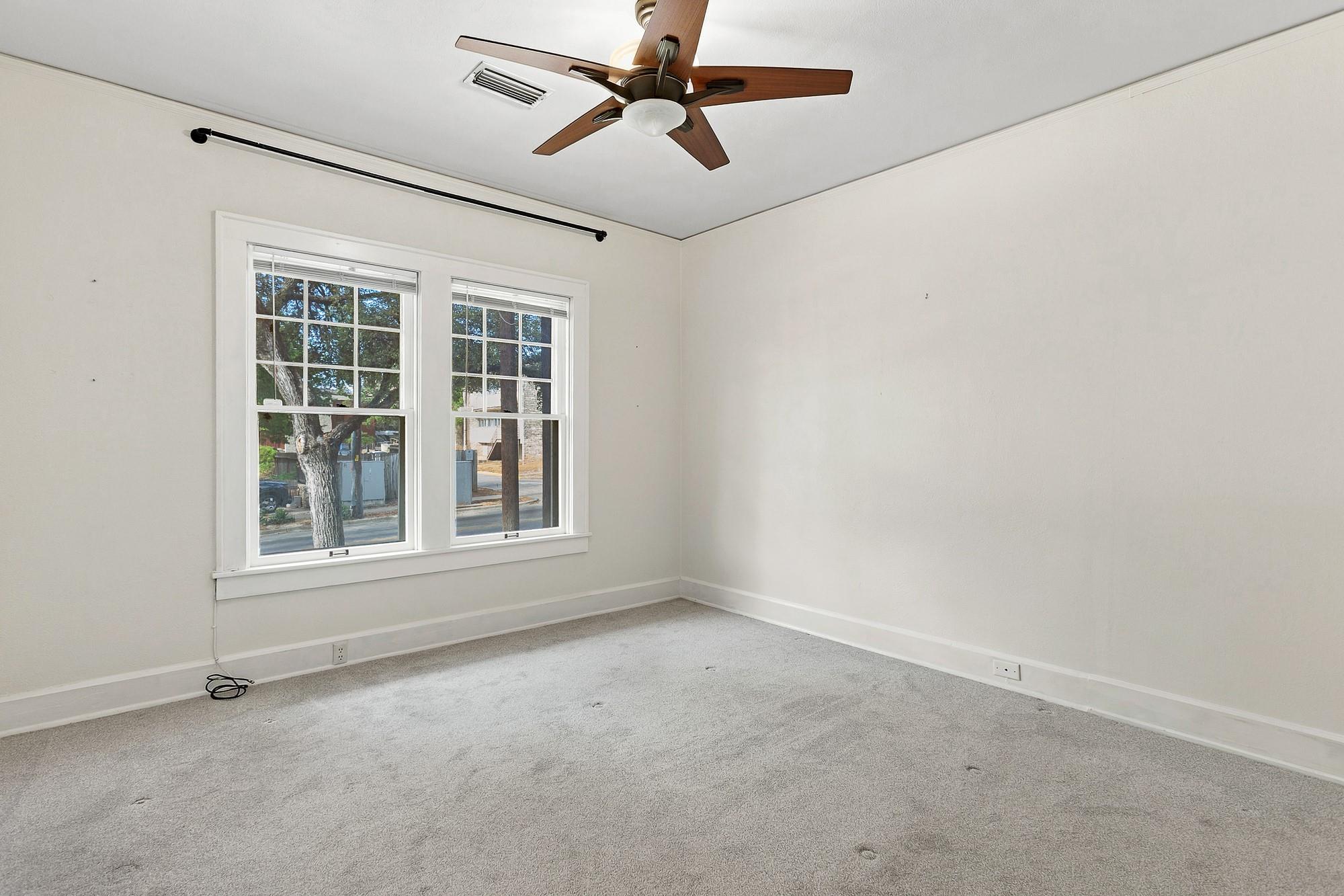3200 Harris Park Ave Property Photo 30