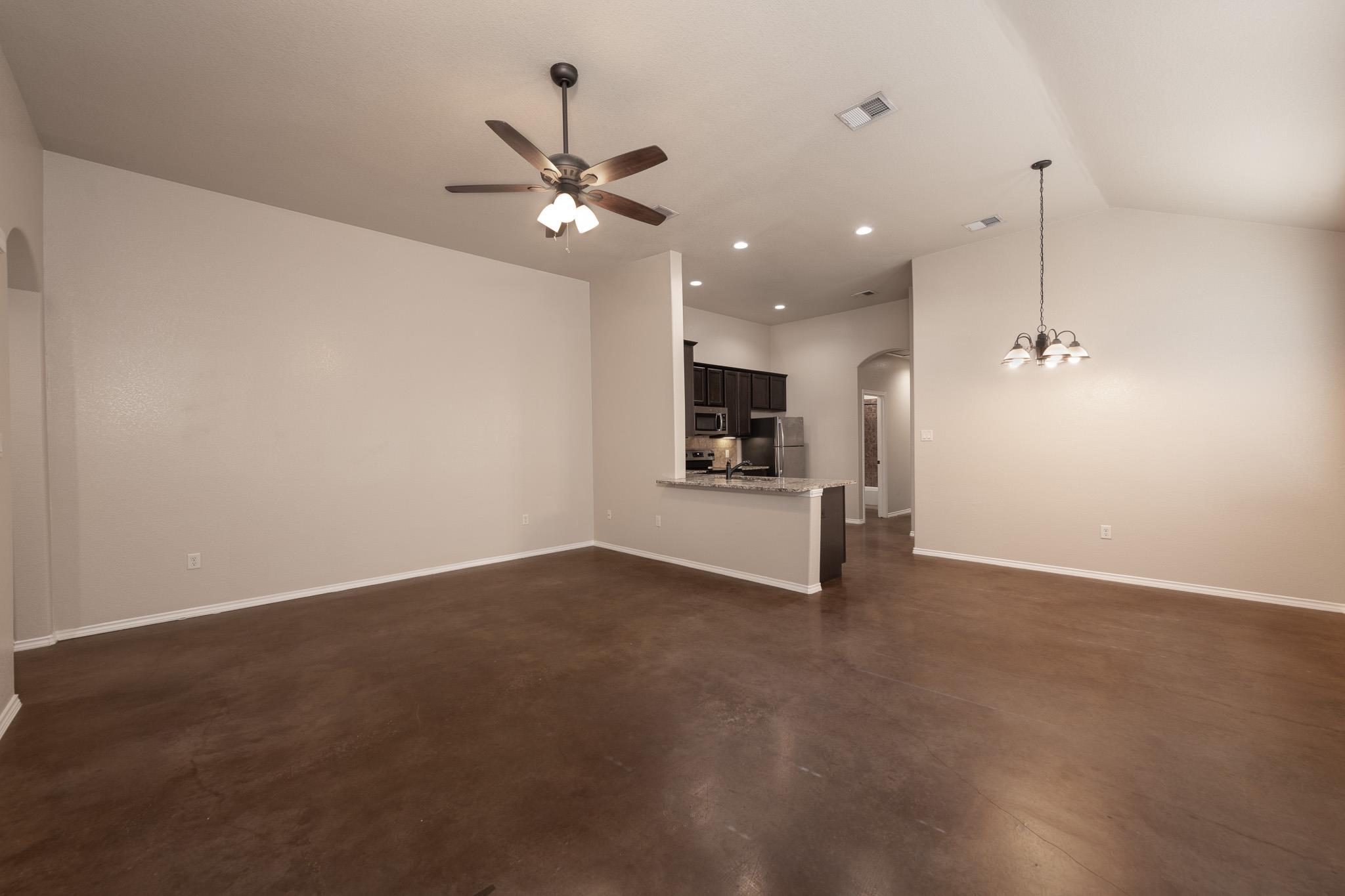 455 Jack Rabbit Ln #b Property Photo 5