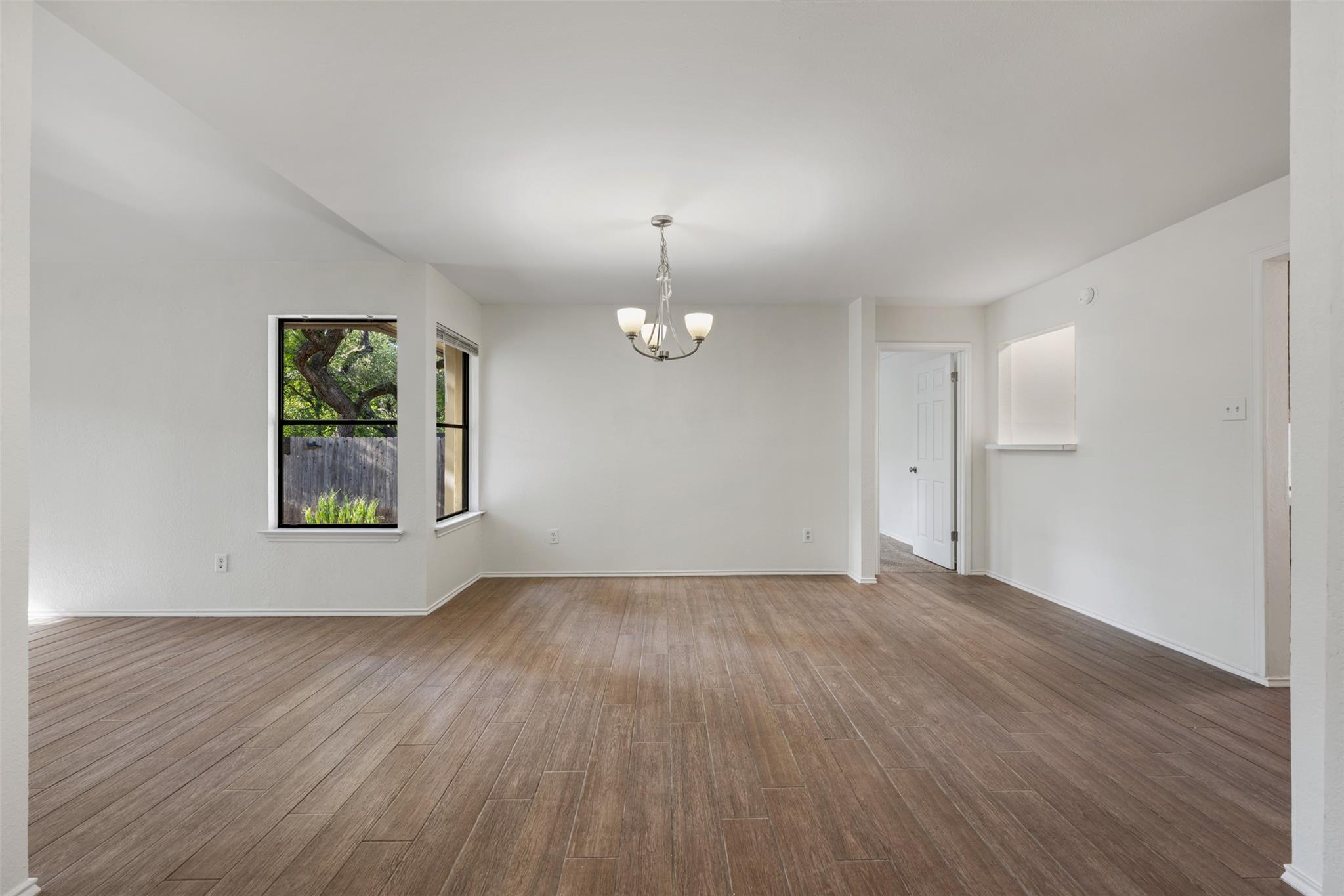 11464 Bristle Oak Trl Property Photo 9