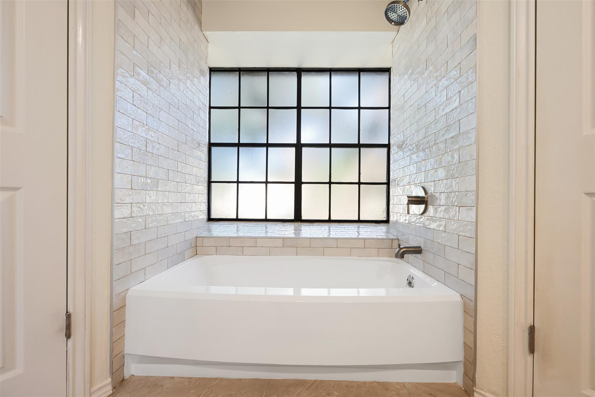 11464 Bristle Oak Trl Property Photo 21