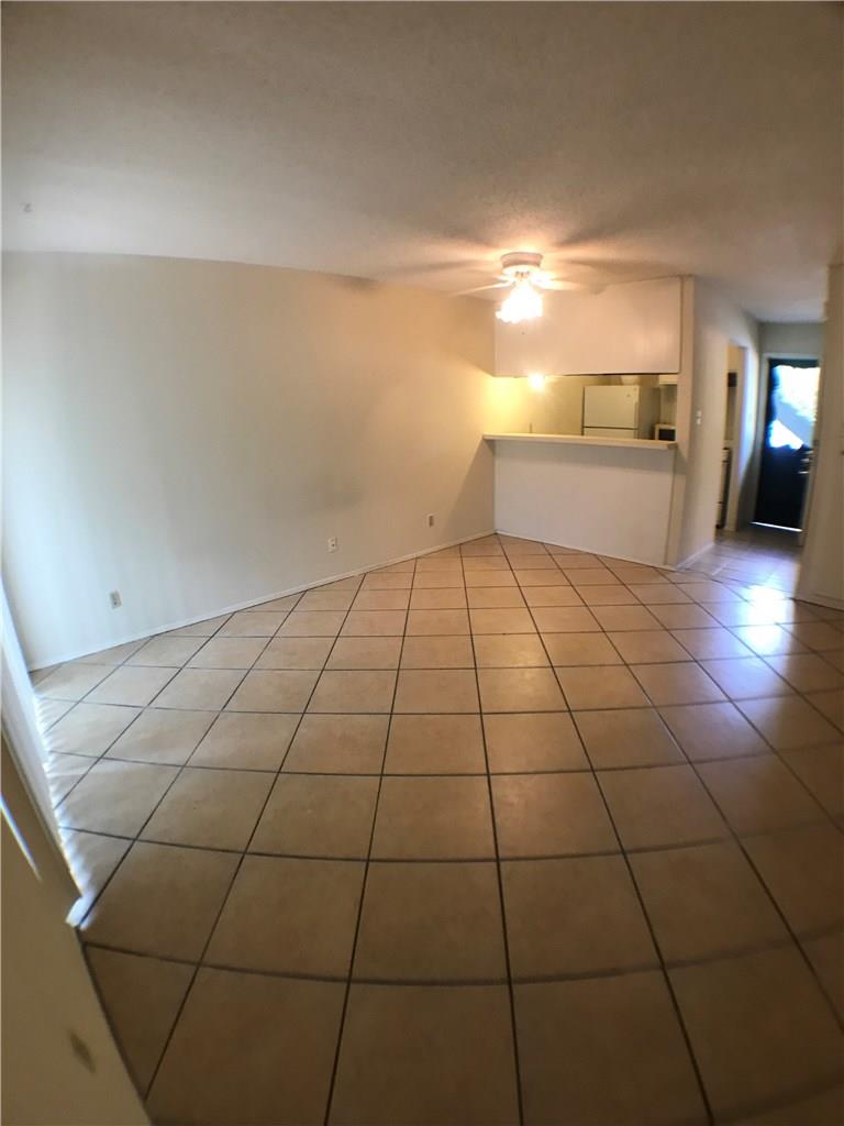 630 Maiden Ln B Property Photo 5