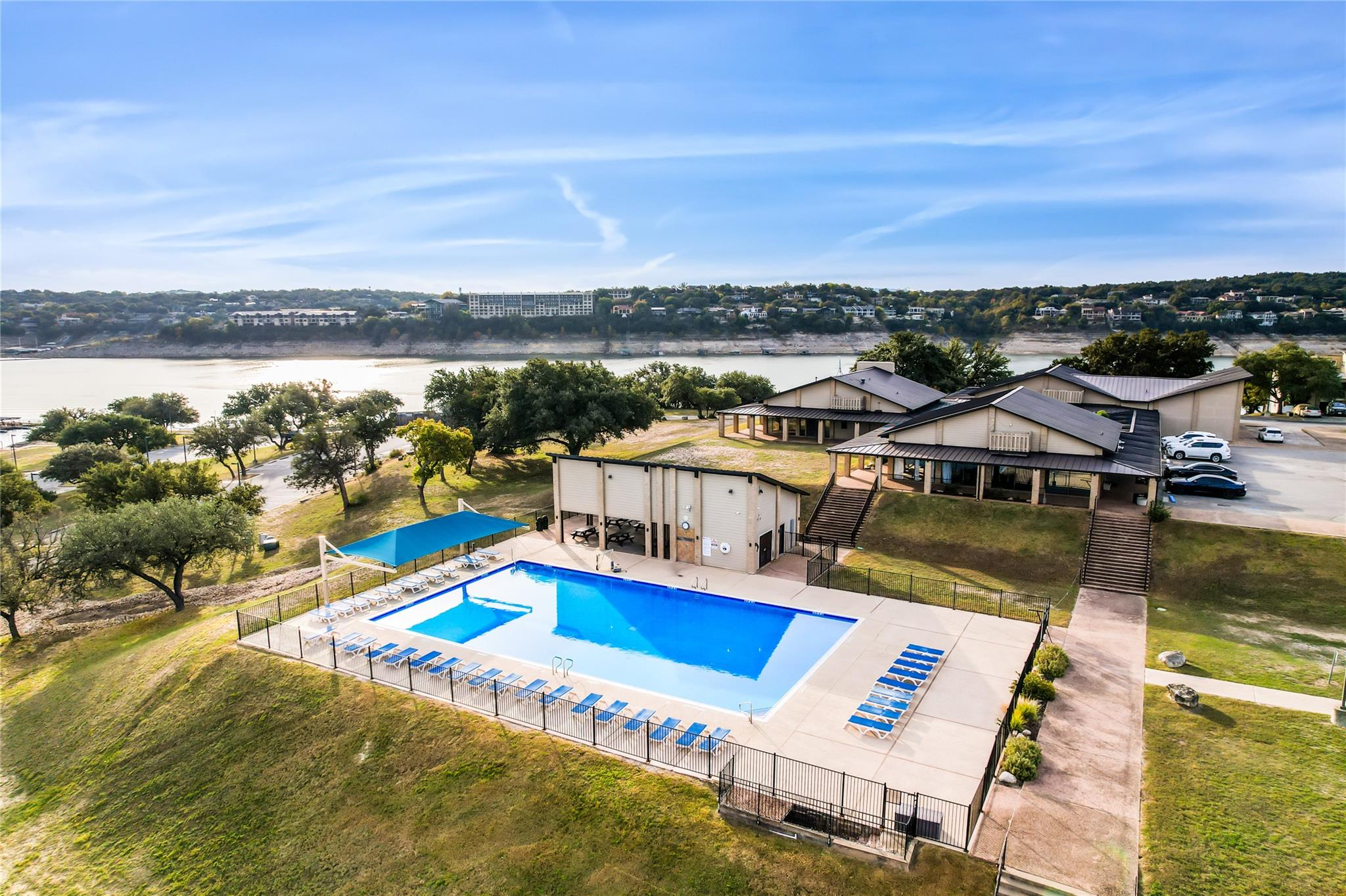 416 Summit Ridge Dr N Property Photo 7