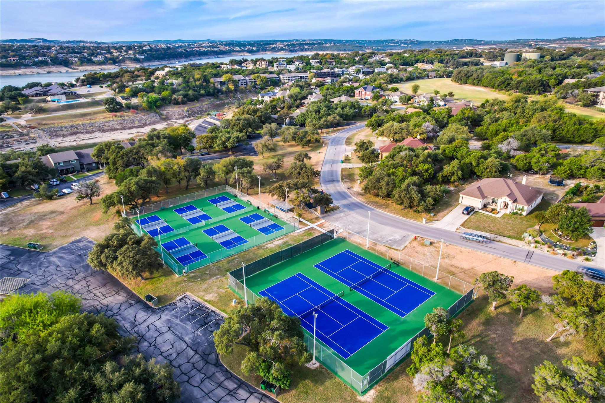 416 Summit Ridge Dr N Property Photo 10